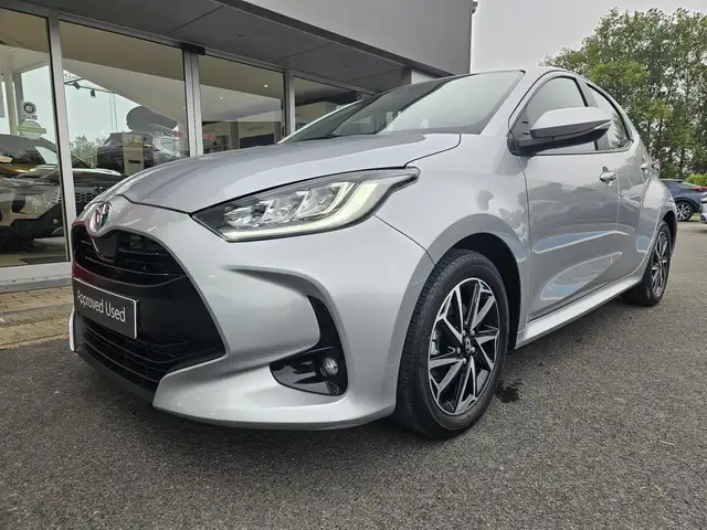 Toyota Yaris 1.5 Dual VVT-ie Iconic CVT