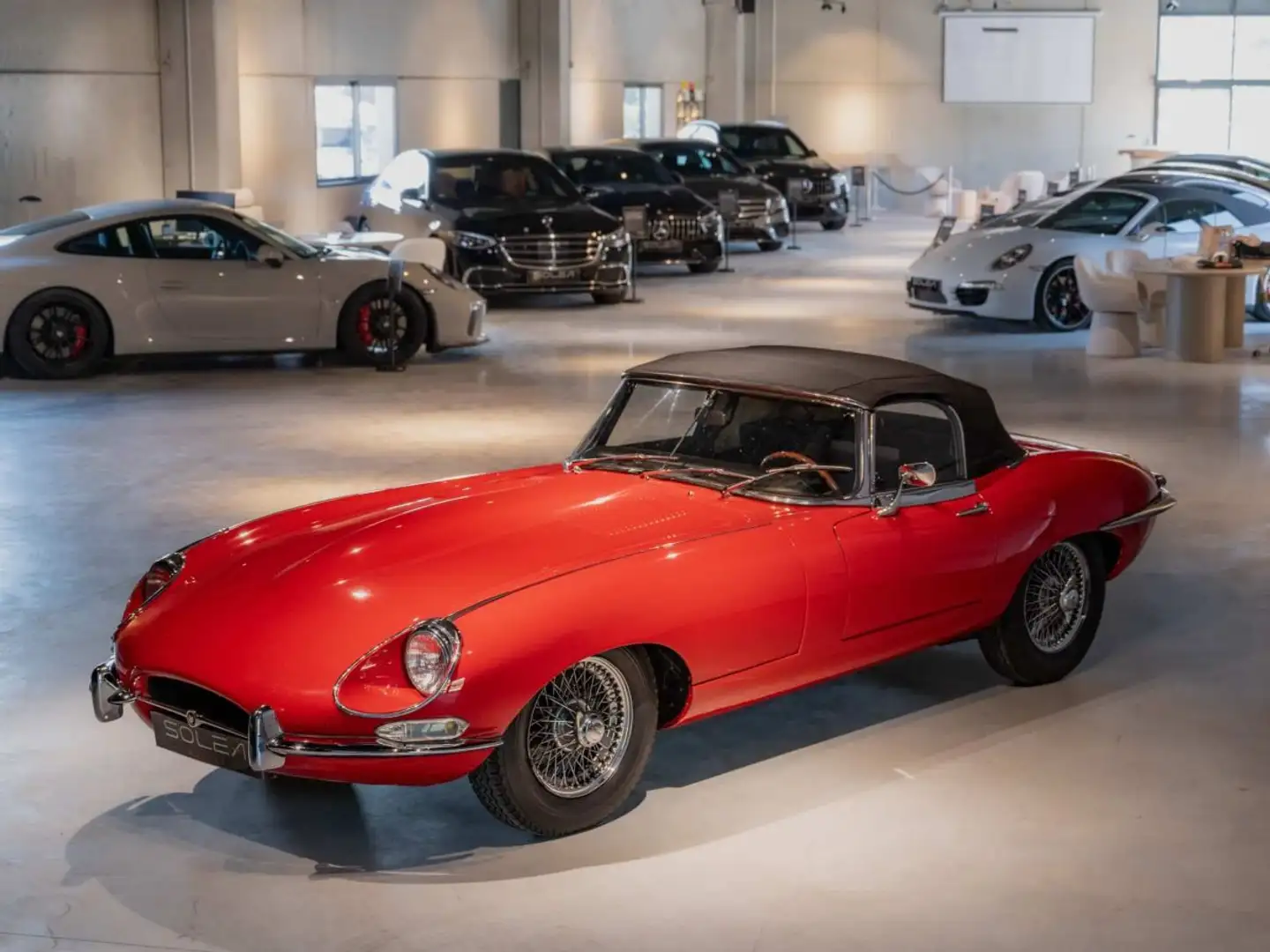 Jaguar E-Type Type E 4.2 Cabriolet Roşu - 2