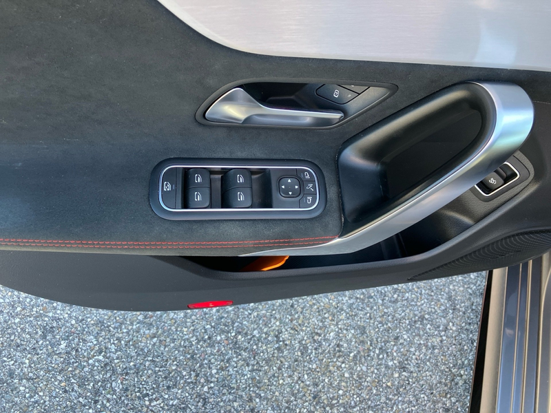 Mercedes-Benz CLA 35 AMG AMG CLA 35 4Matic 306PS PANO.HuD.AHK.SHZG — photo 15