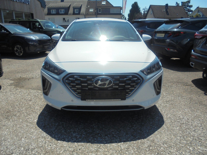 Hyundai IONIQ Premium Hybrid AHK FACELIFT — photo 2
