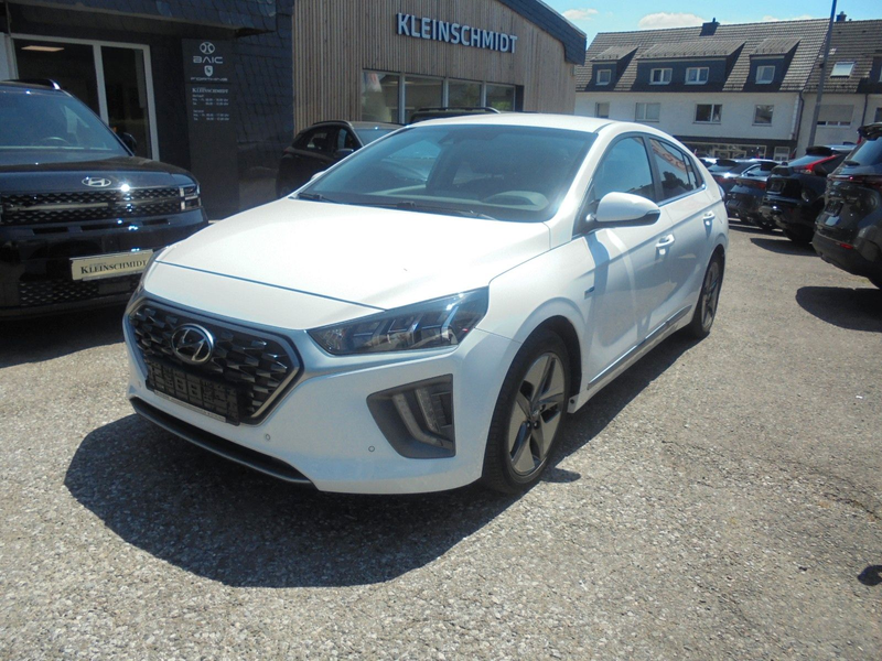 Hyundai IONIQ Premium Hybrid AHK FACELIFT
