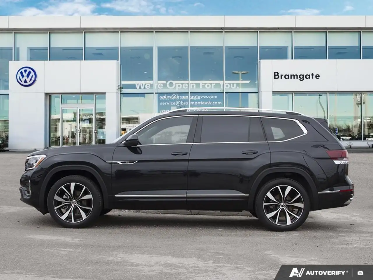 Volkswagen Atlas снимка Volkswagen Atlas