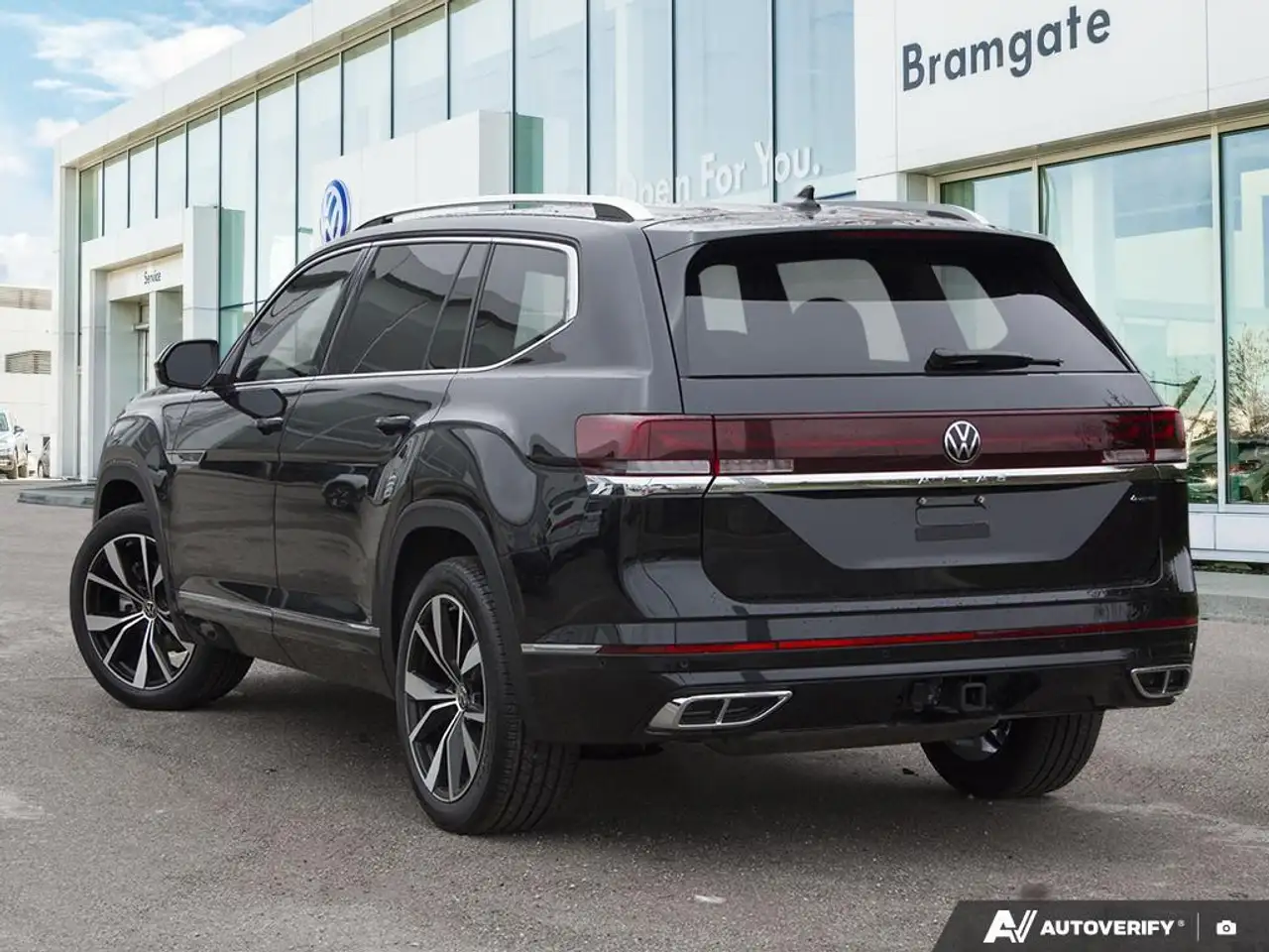 Volkswagen Atlas снимка Volkswagen Atlas