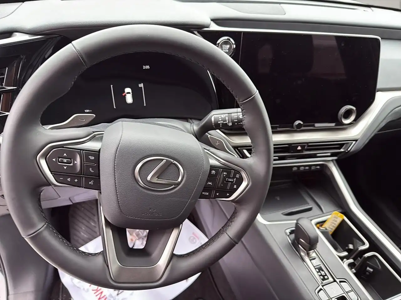 Lexus TX photo Lexus TX