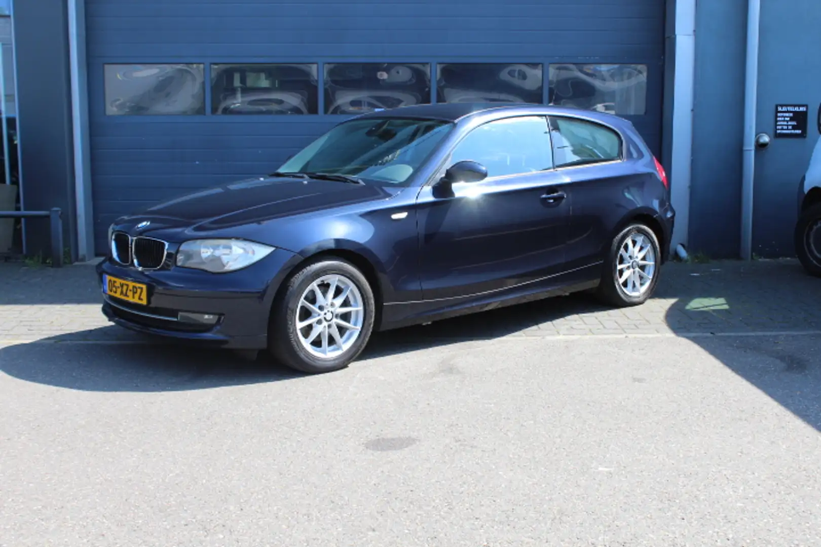 BMW 118 1-serie 118i High Executive AIrco met Climatecontr Bleu - 1