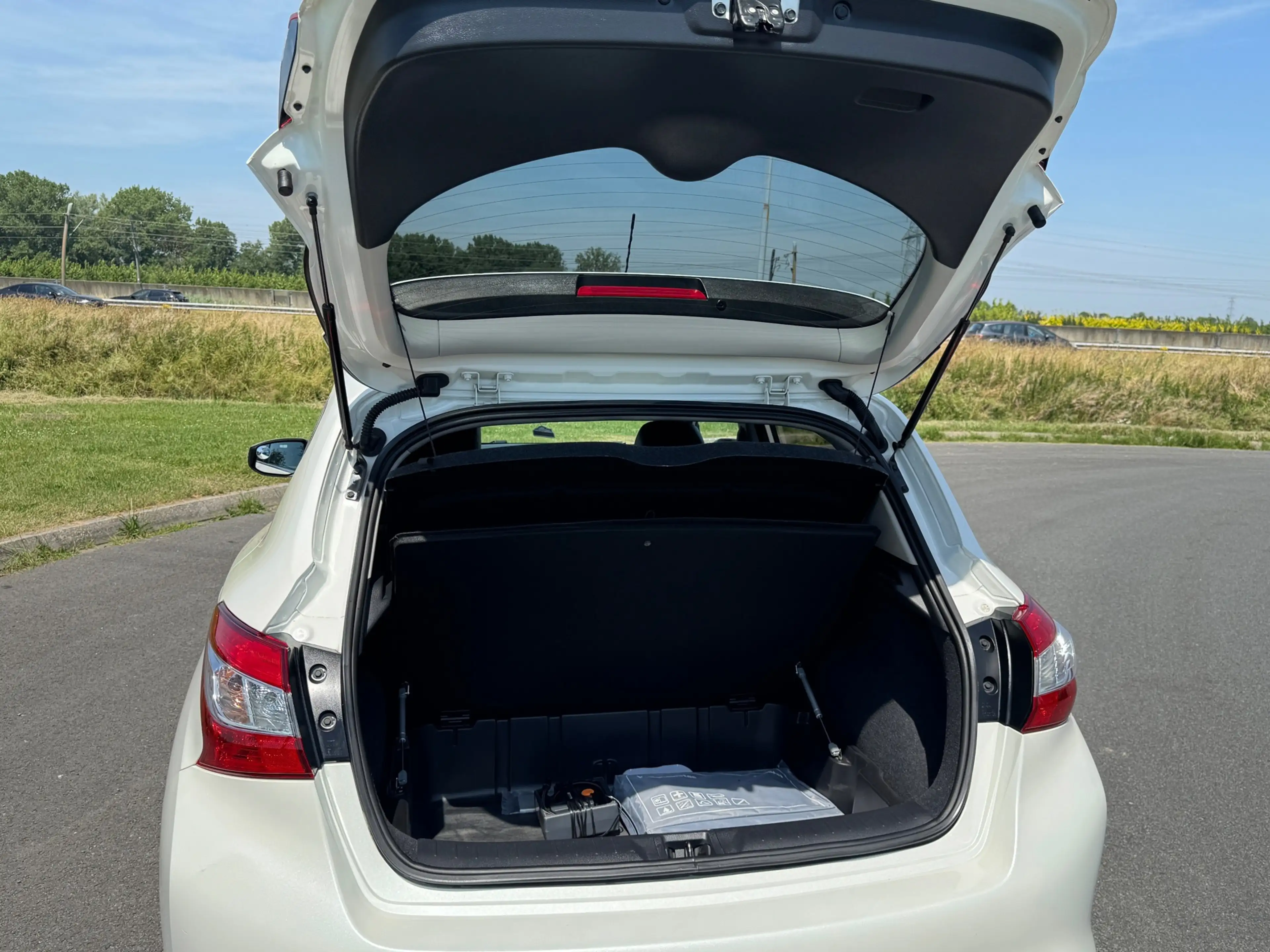 Nissan Pulsar 1.2 DIG-T N-Connecta Orig.NL auto unieke km stand! — photo 10