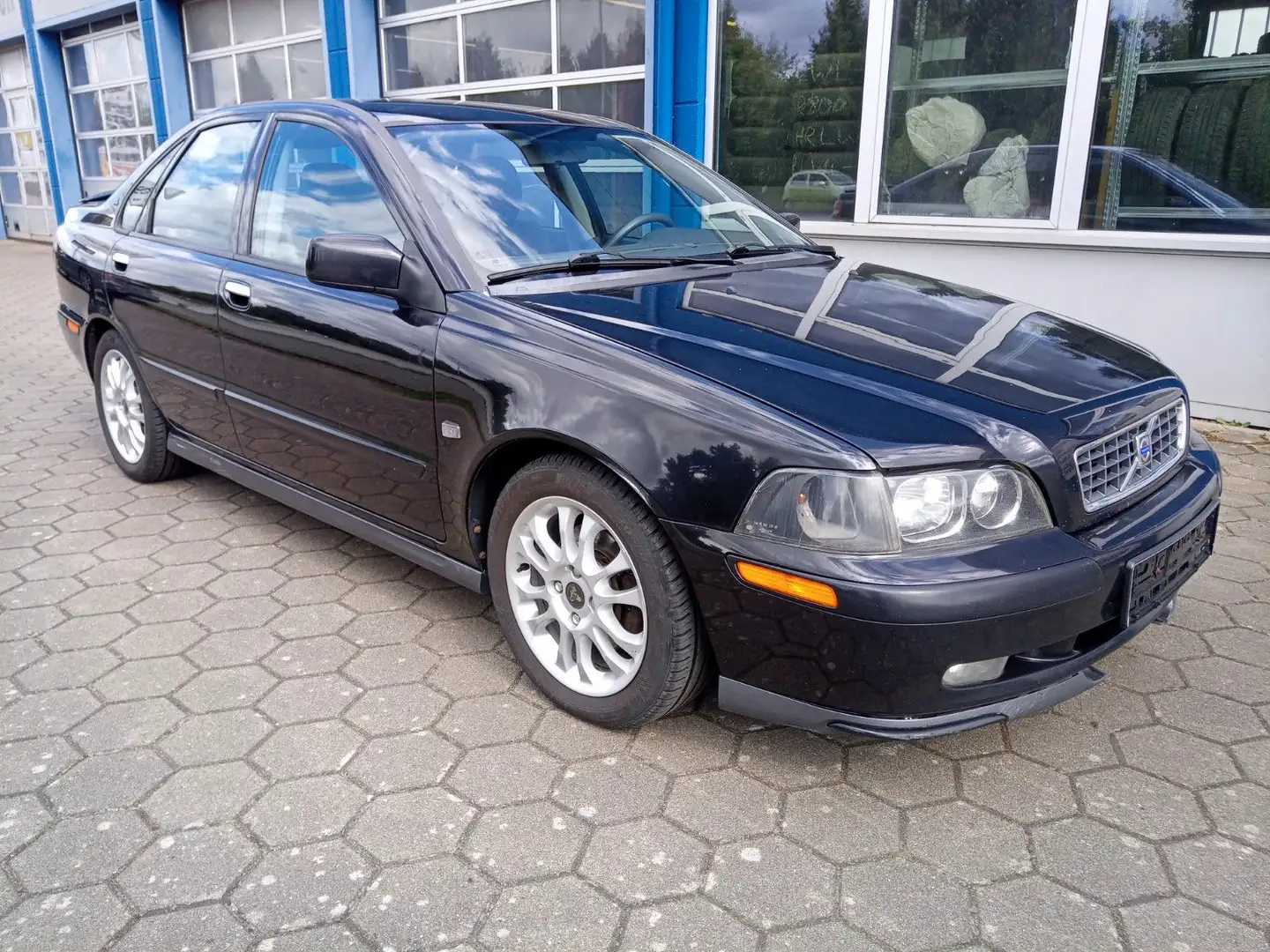 Volvo S40 1.9D 85kW Comfort Fekete - 1