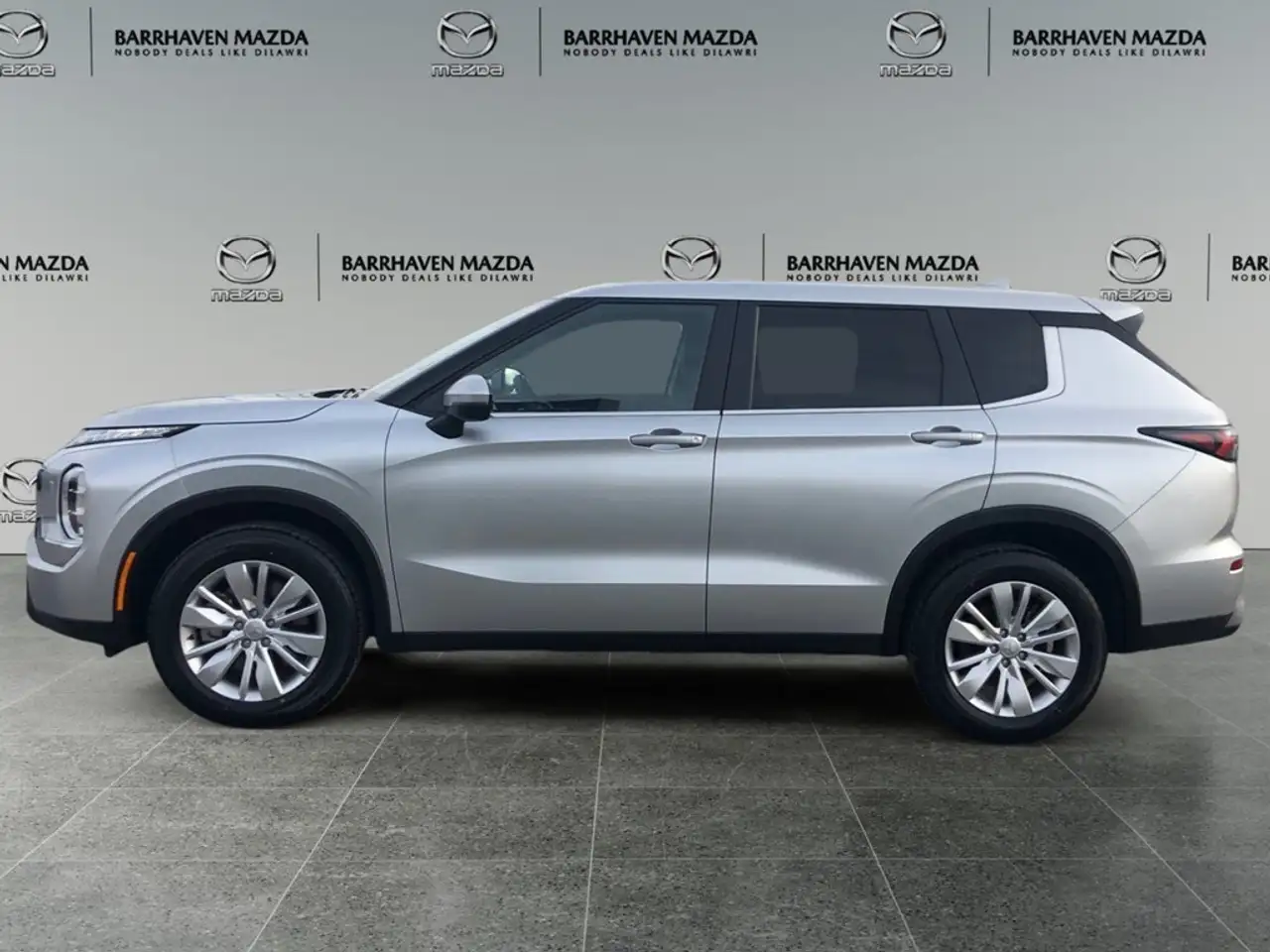 Mitsubishi Outlander снимка Mitsubishi Outlander
