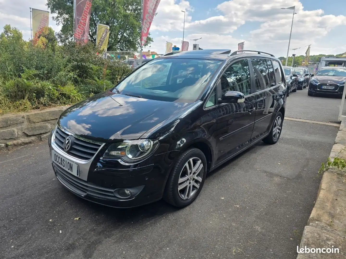 Volkswagen Touran 2L TDI 140 7places Noir - 1