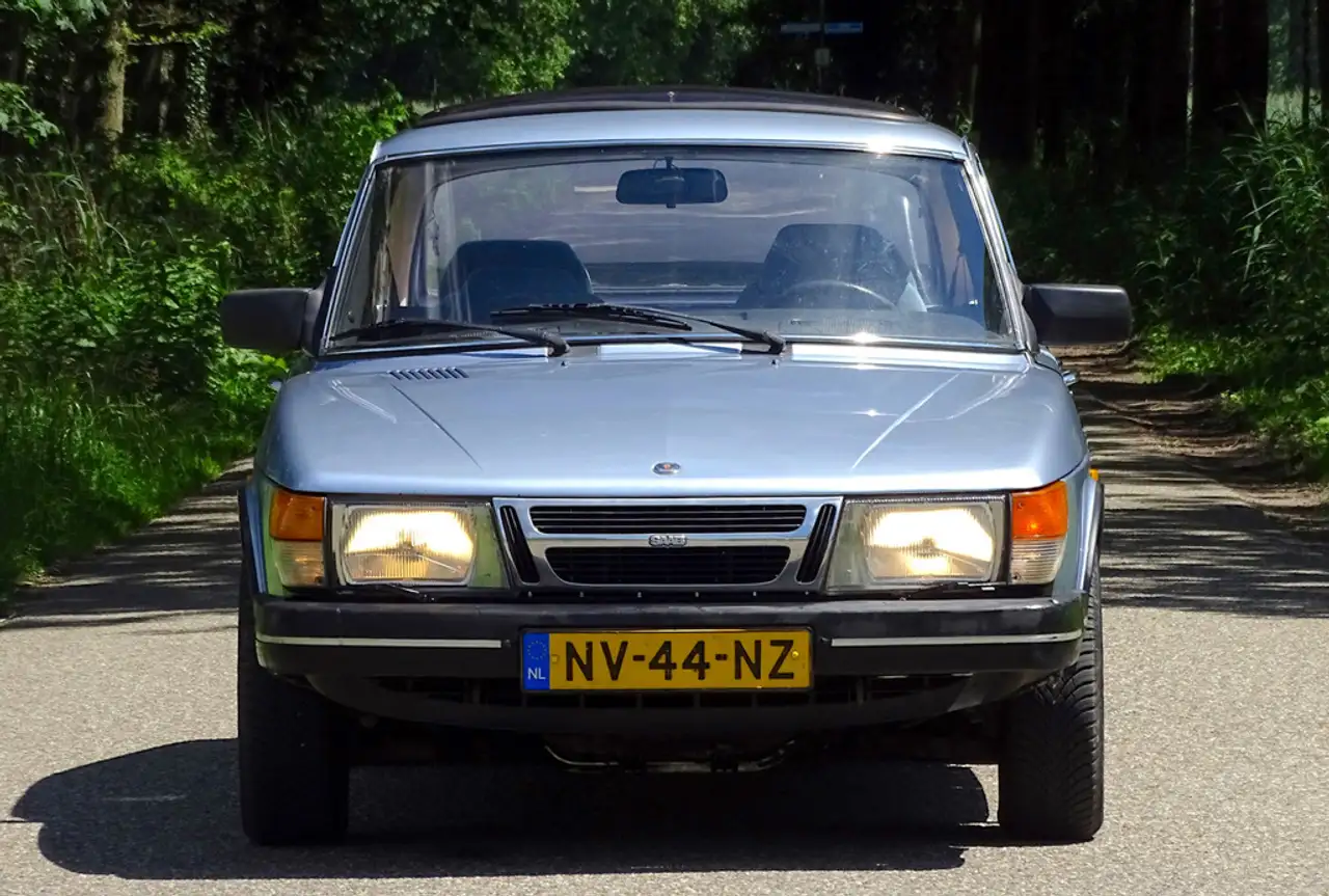 Saab 900 2.0i, foto 3
