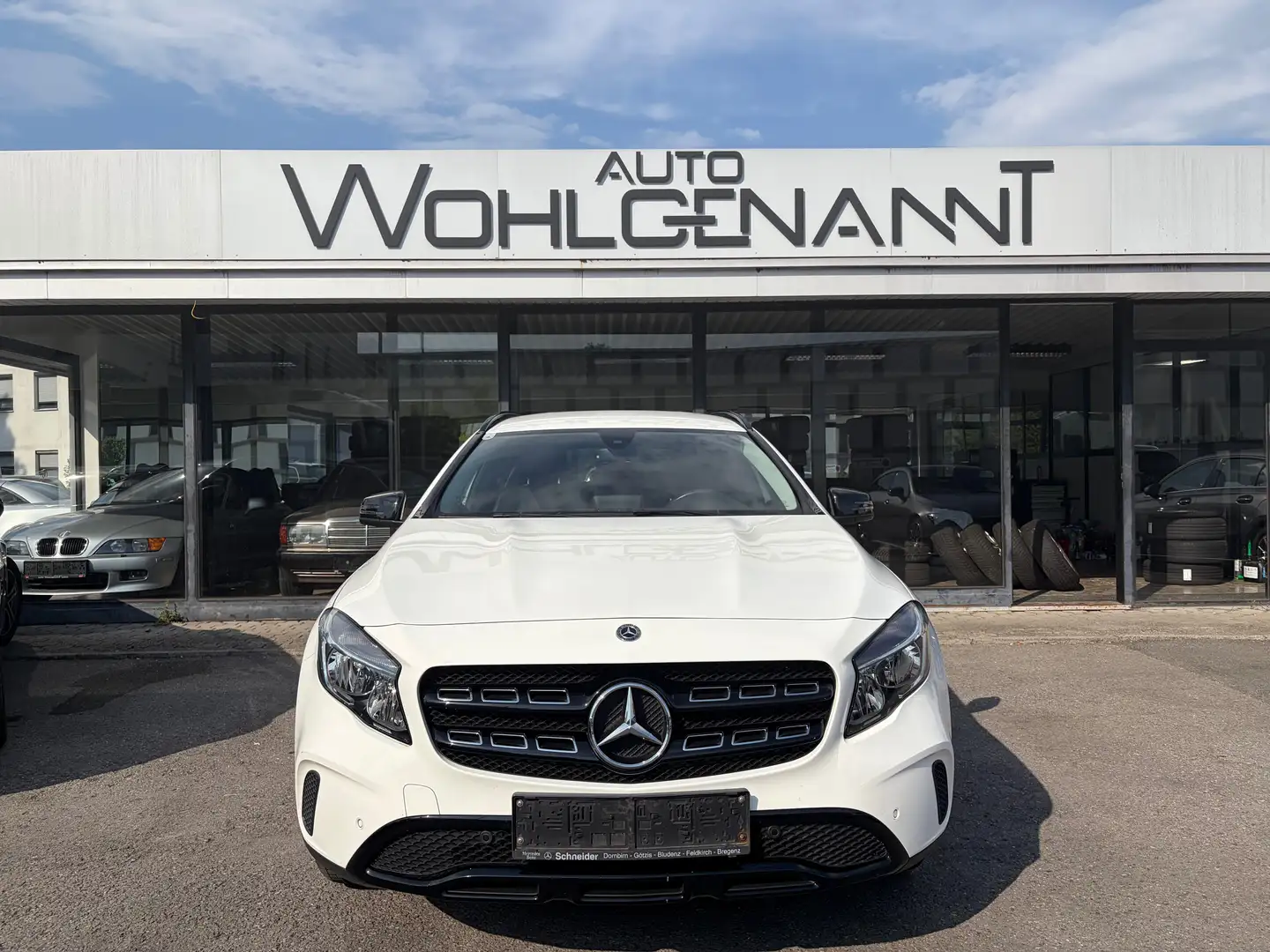 Mercedes-Benz GLA 180 GLA 180 (156.942) Weiß - 1