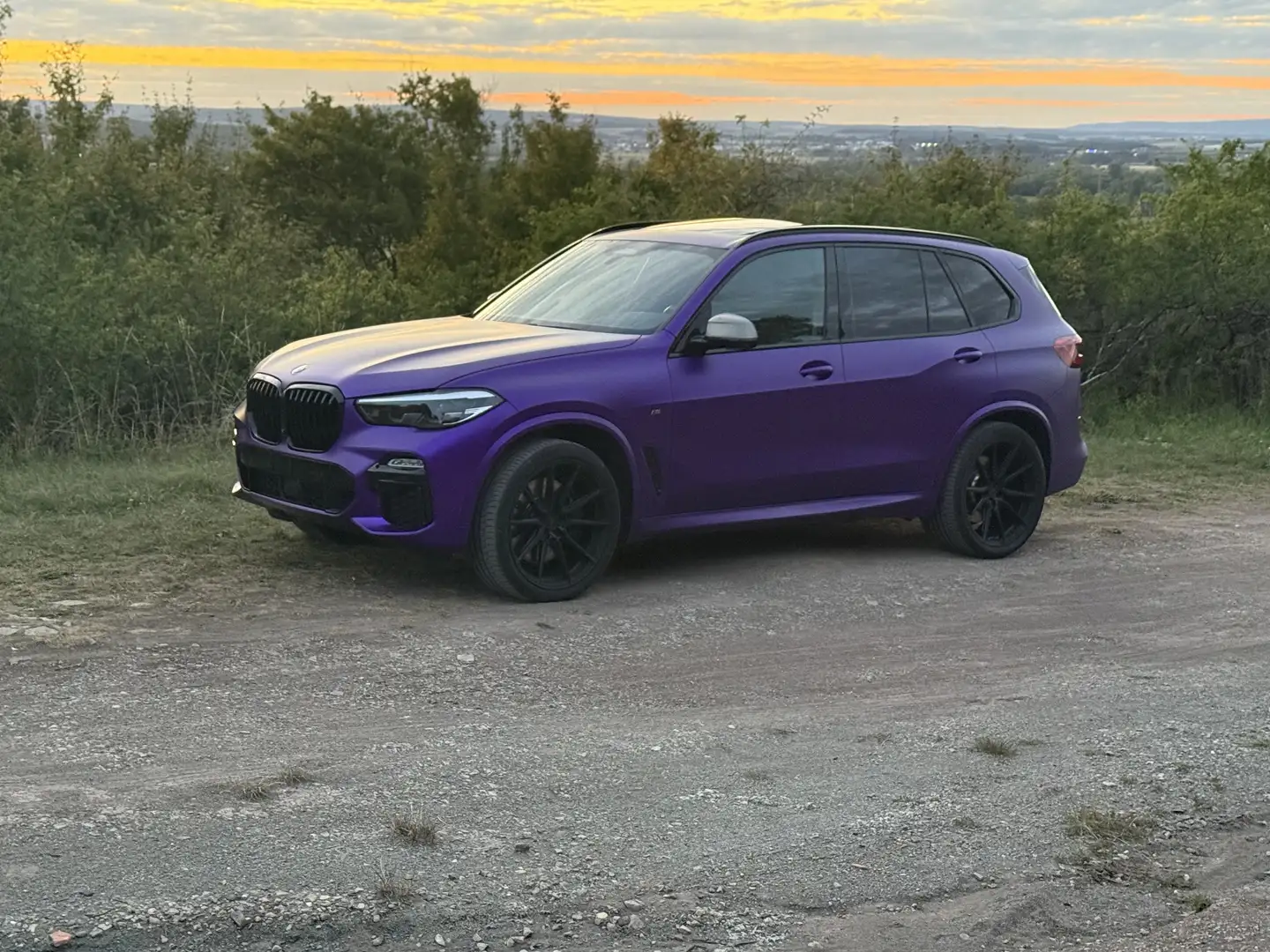 BMW X5 M M50i - 1