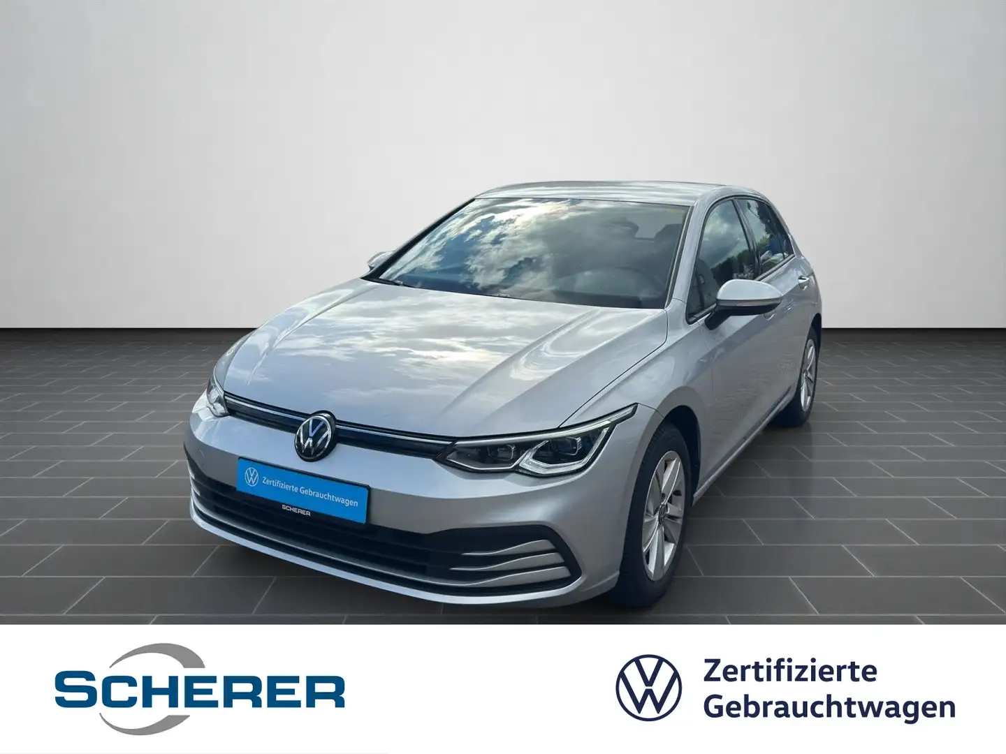 Volkswagen Golf VIII Life 1.5 TSI NAVI LED-PLUS TRAVEL ASSI Silber - 1