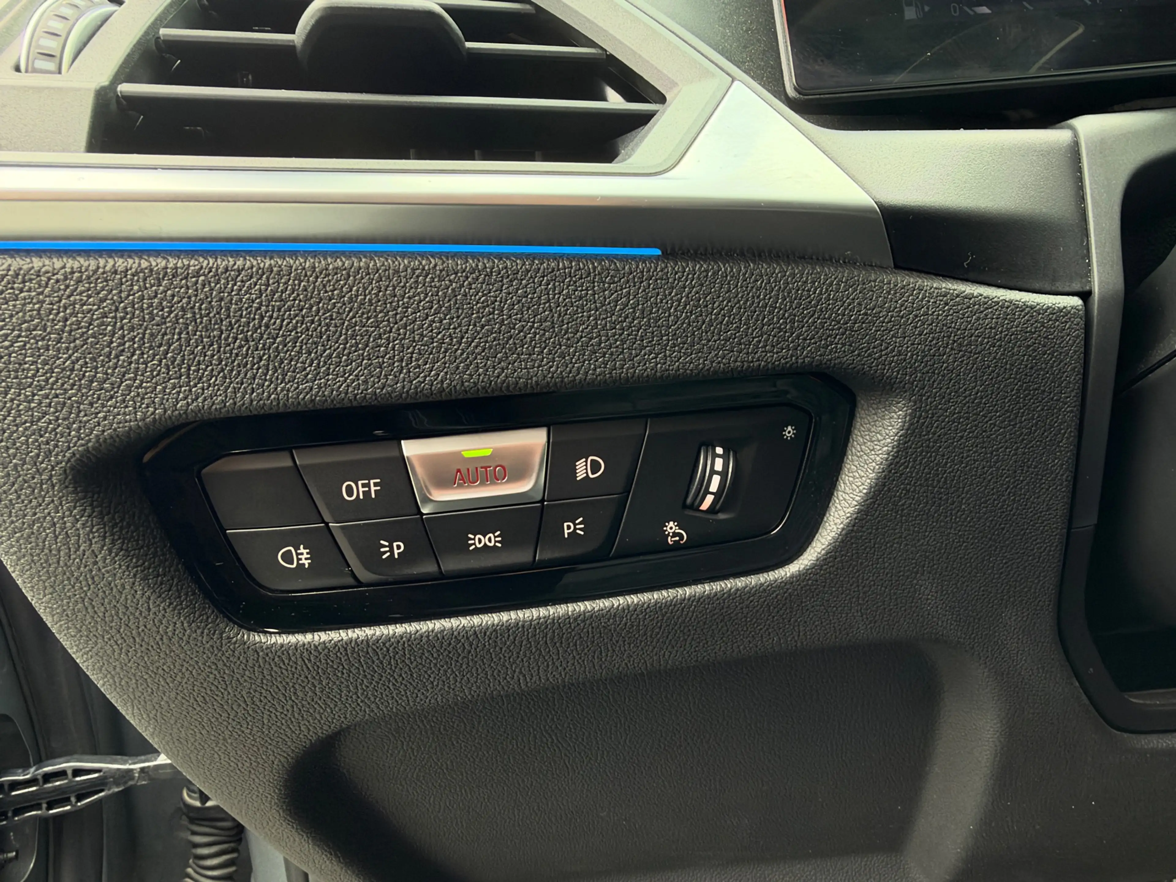 BMW 330 3-serie 330e M-Sport LED LEDER HUD DAK NAVI BOMVOL — photo 15