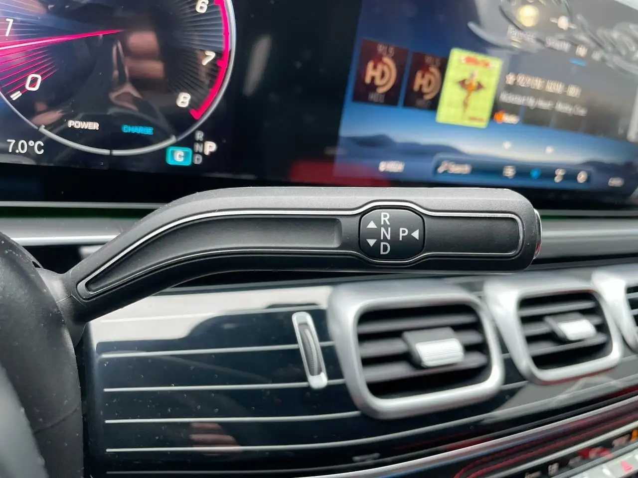Mercedes-Benz GLE снимка Mercedes-Benz GLE