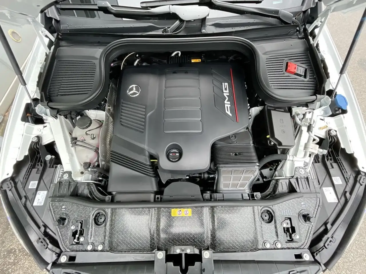 Mercedes-Benz GLE снимка Mercedes-Benz GLE