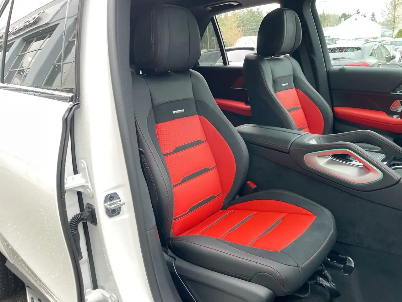 Mercedes-Benz GLE снимка Mercedes-Benz GLE