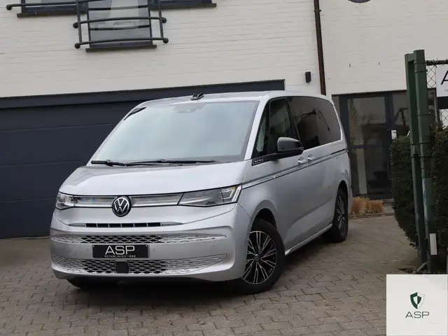 Volkswagen T7 Multivan Multivan 2.0 TDi Style DSG | 7 plaatsen | 1 eigenaar | 2024