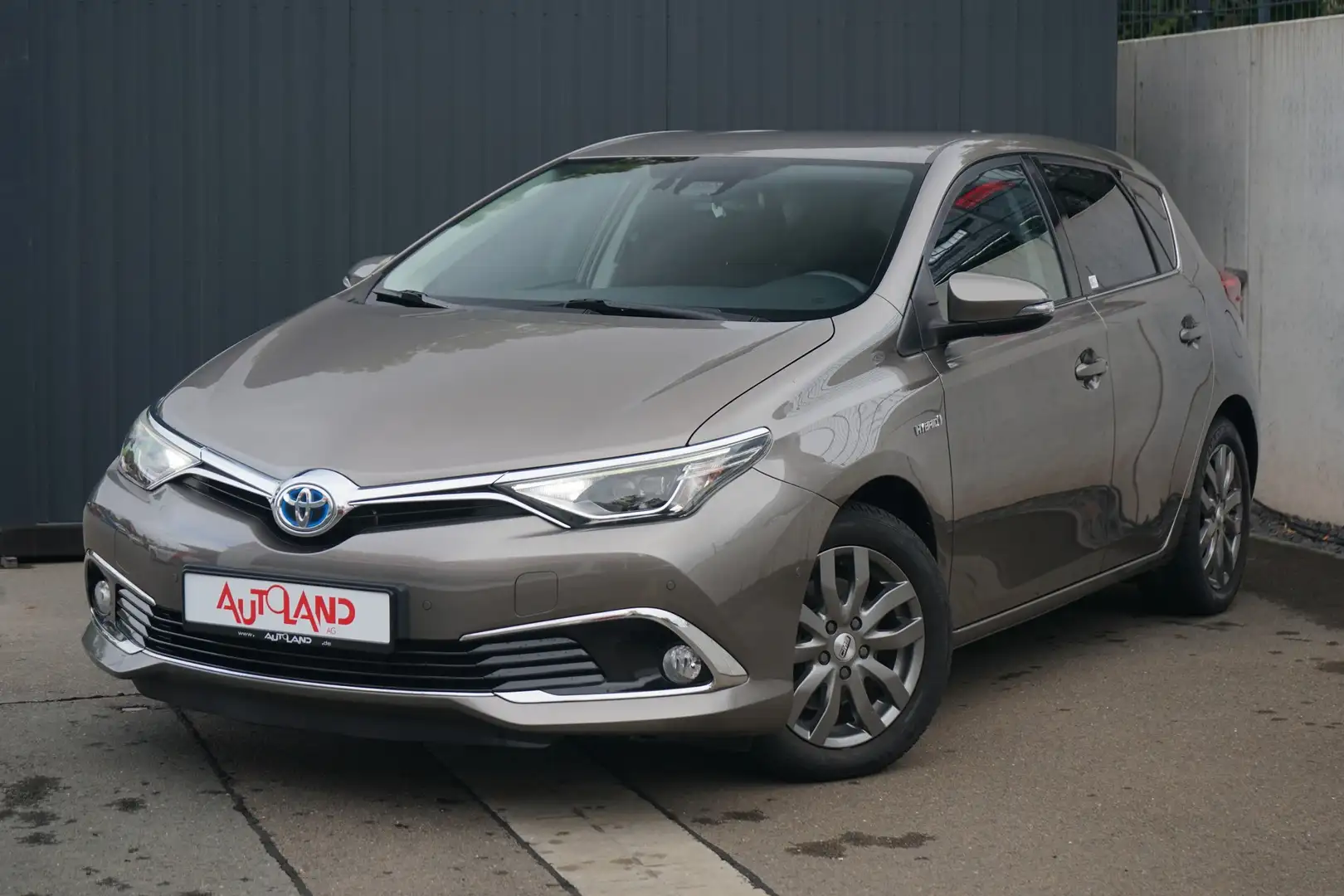 Toyota Auris 1.8 Hybrid Executive LED Kamera Tempomat Grau - 2