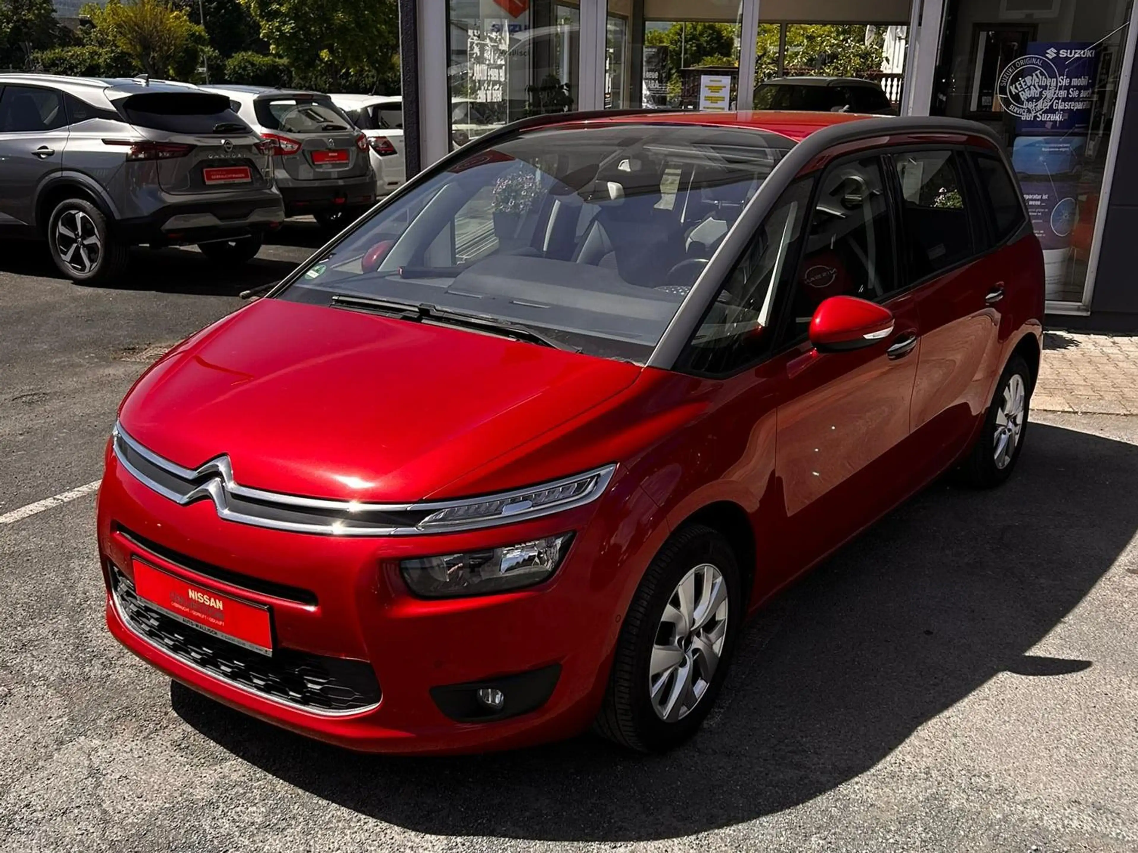 Citroen Grand C4 Picasso VTi 120 Intensive — photo 2