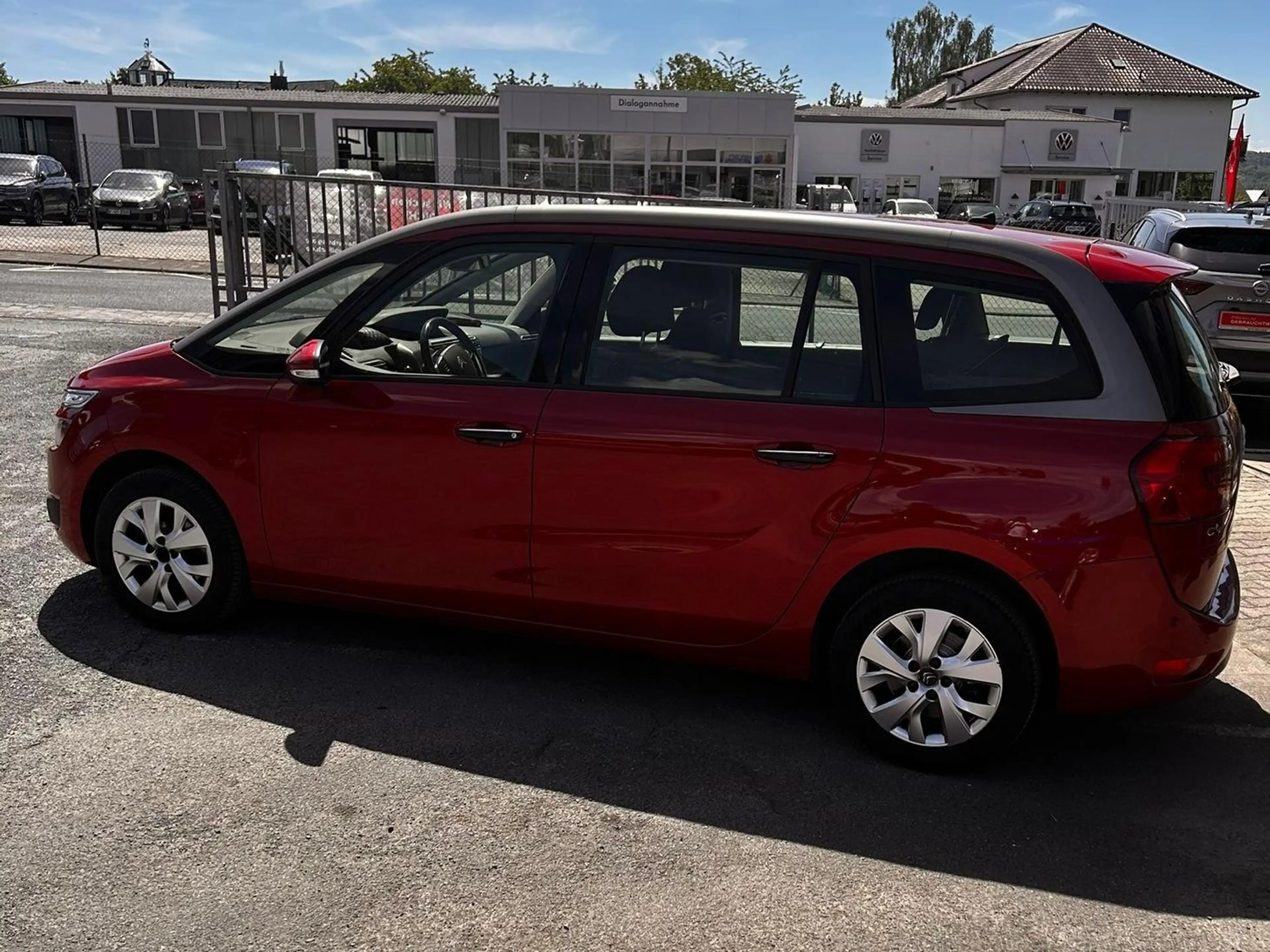Citroen Grand C4 Picasso VTi 120 Intensive — photo 4