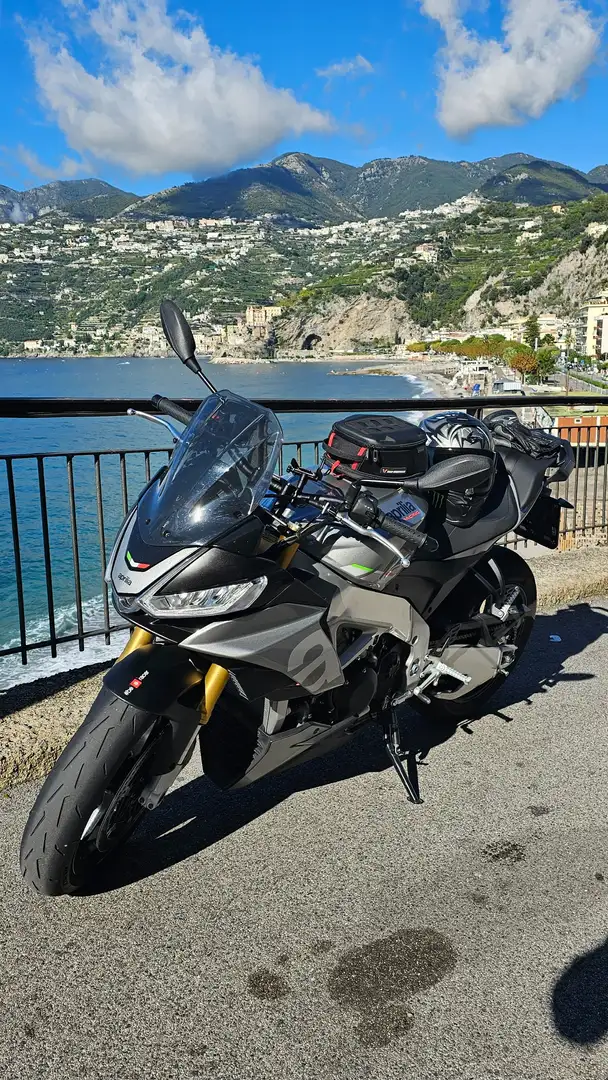 Aprilia Tuono Aprilia Tuono 1100 V4 2022 Szary - 2