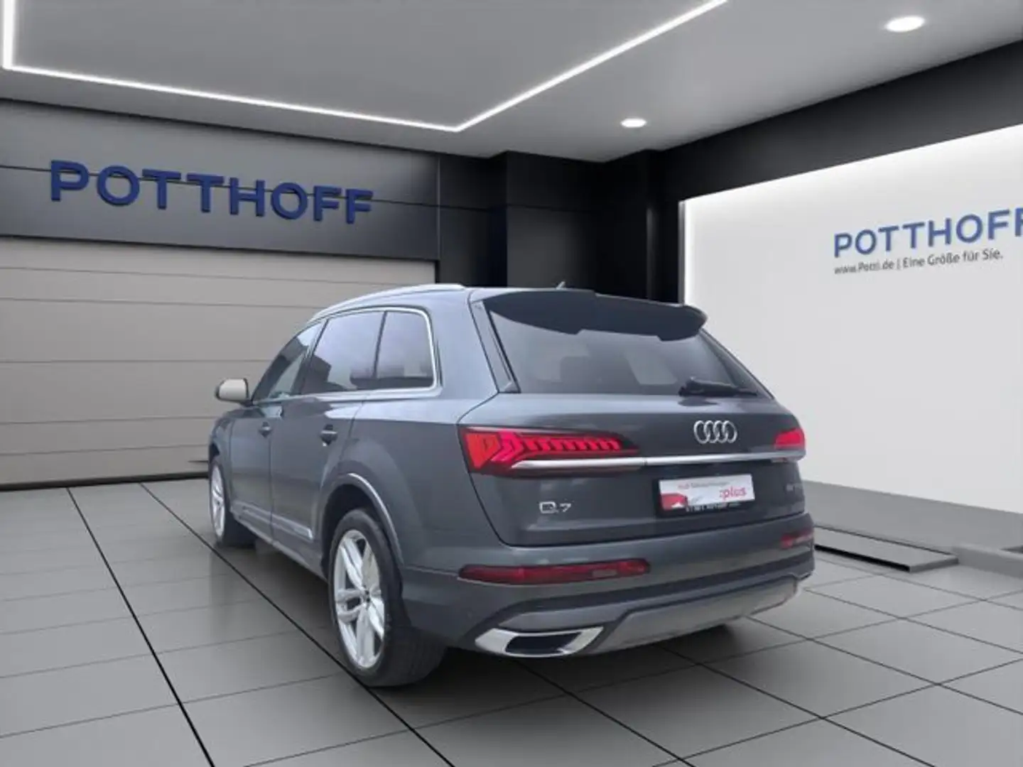 Audi Q7 55 TFSI Q S LINE PANO AHK MATRIX KAMERA Grau - 2