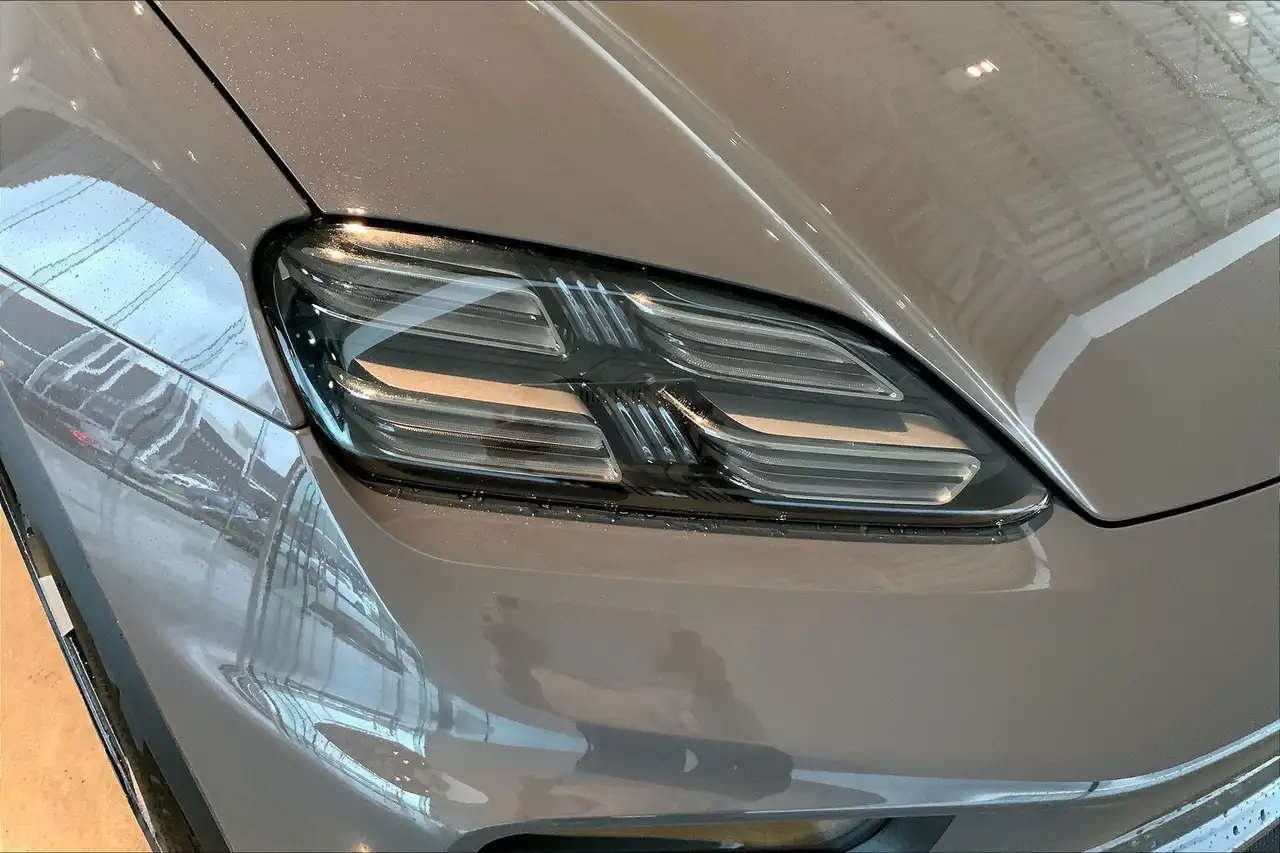 Porsche Macan снимка Porsche Macan