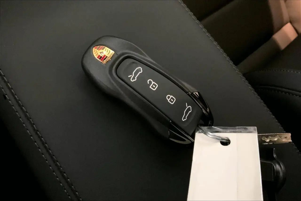 Porsche Macan снимка Porsche Macan