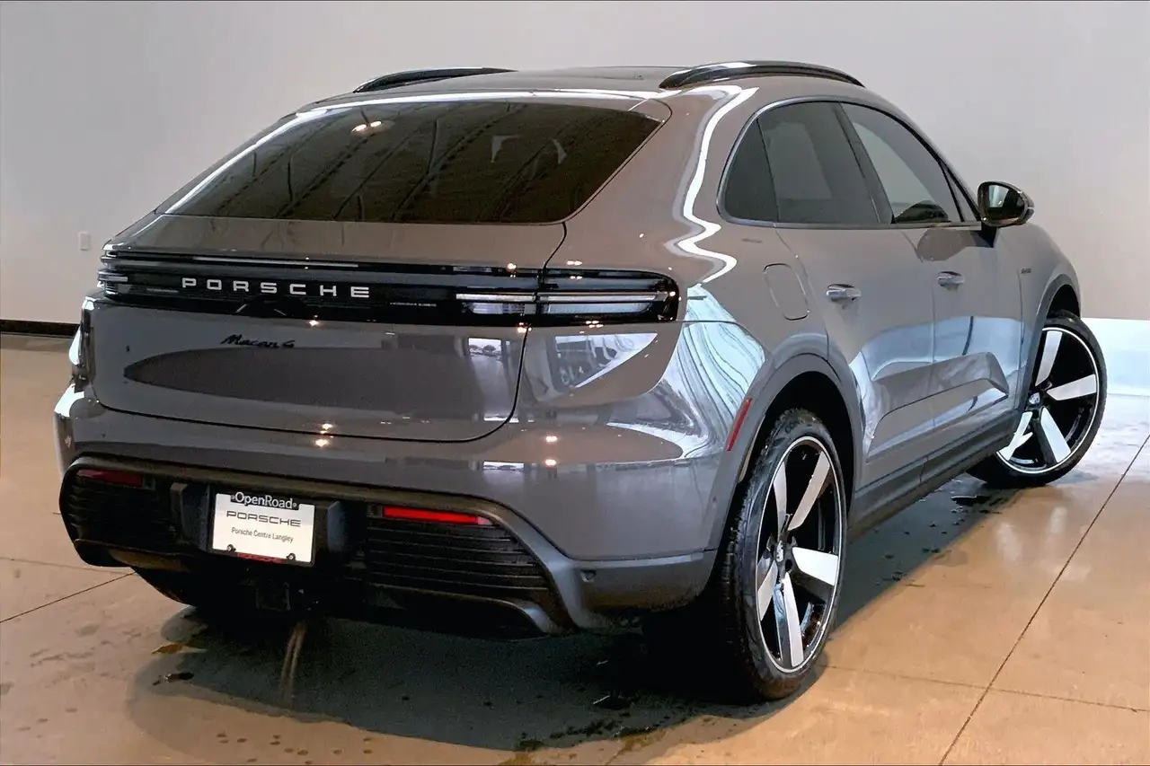 Porsche Macan снимка Porsche Macan