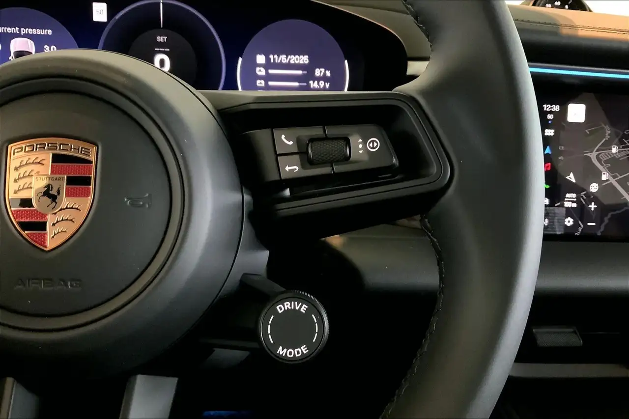 Porsche Macan снимка Porsche Macan