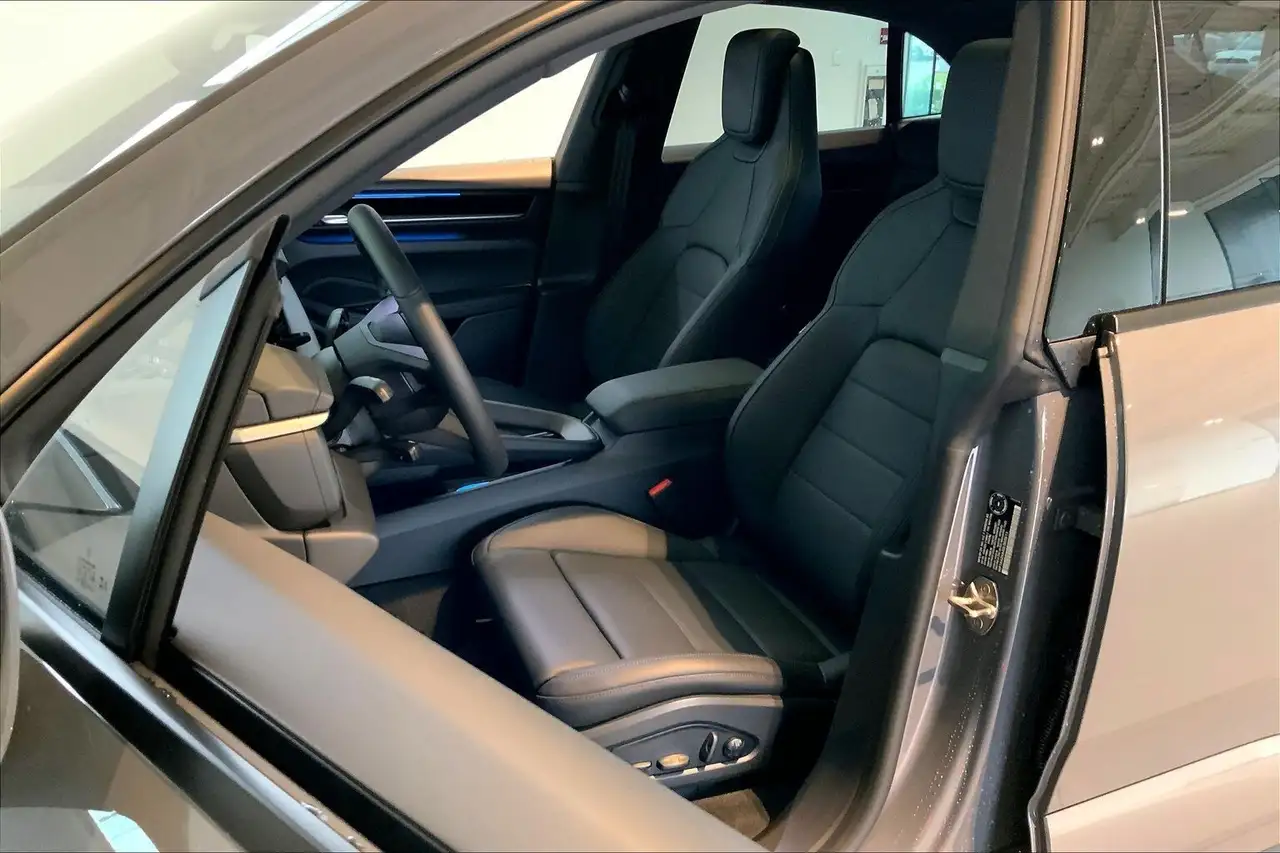 Porsche Macan снимка Porsche Macan