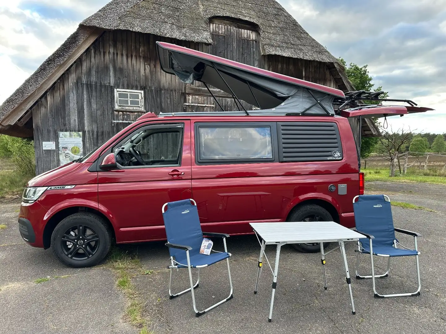 Volkswagen T6.1 Wohnmobil California / Multivan Rot - 2