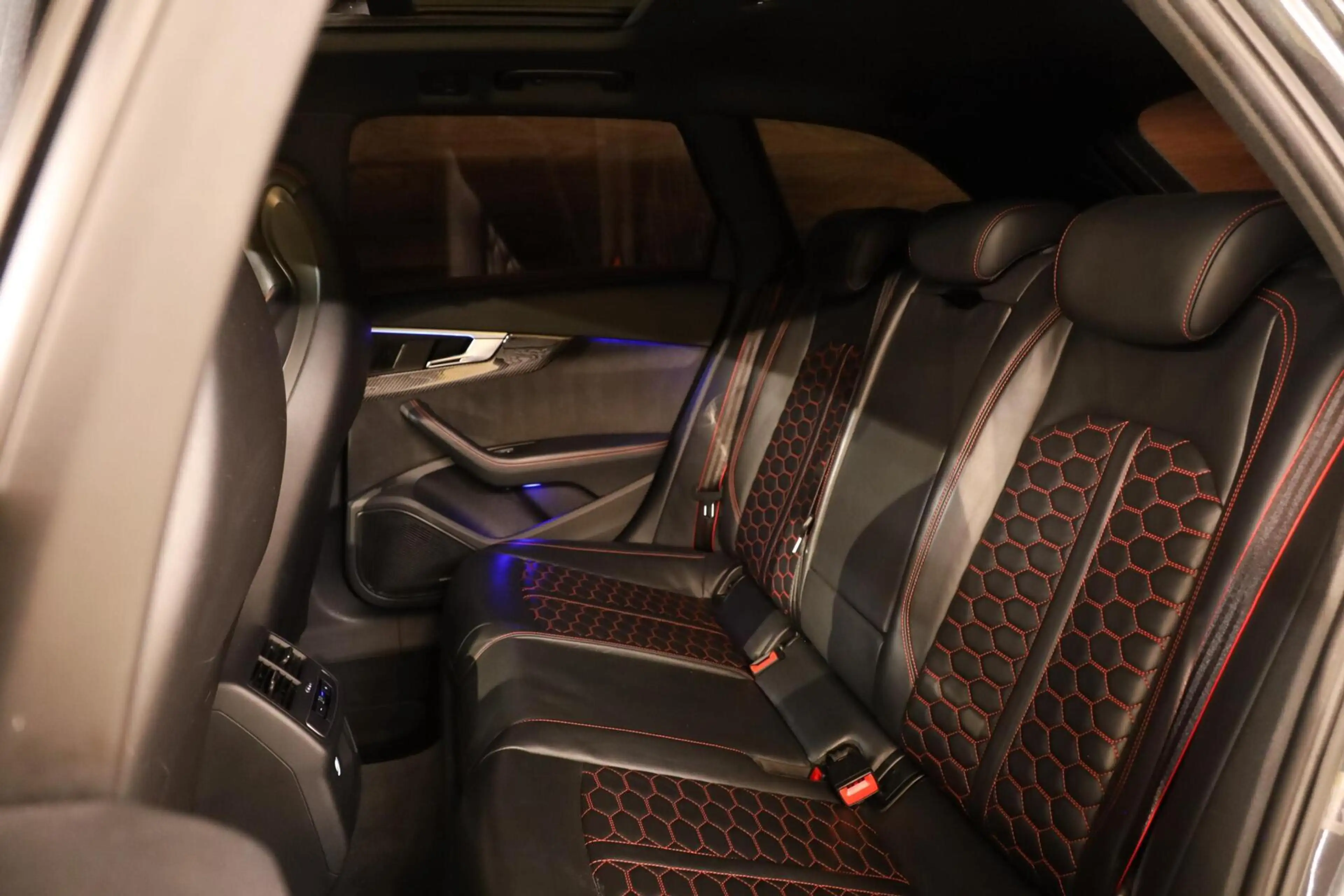 Audi RS4 Avant 2.9 TFSI Quattro|Pano|Dynamic|Massage|B&O| — photo 11