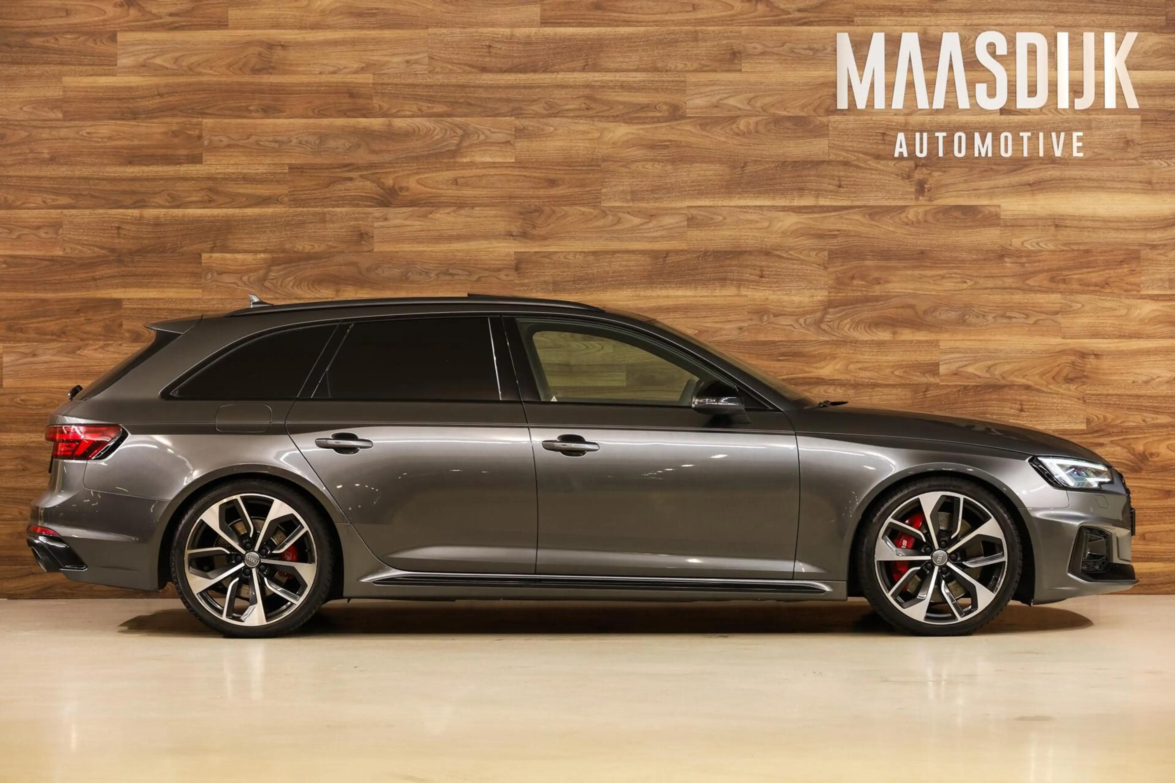 Audi RS4 Avant 2.9 TFSI Quattro|Pano|Dynamic|Massage|B&O| — photo 6