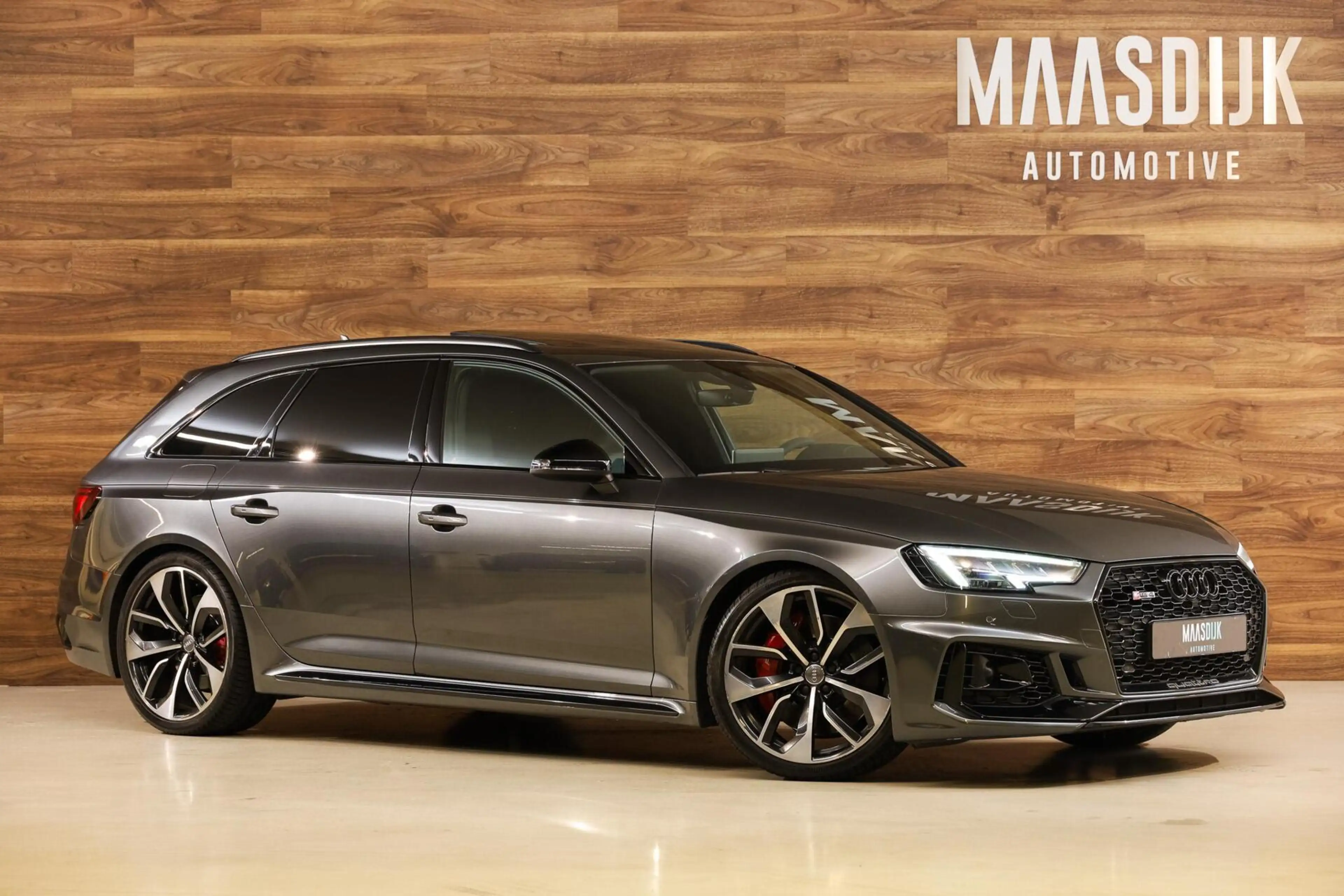Audi RS4 Avant 2.9 TFSI Quattro|Pano|Dynamic|Massage|B&O| — photo 5
