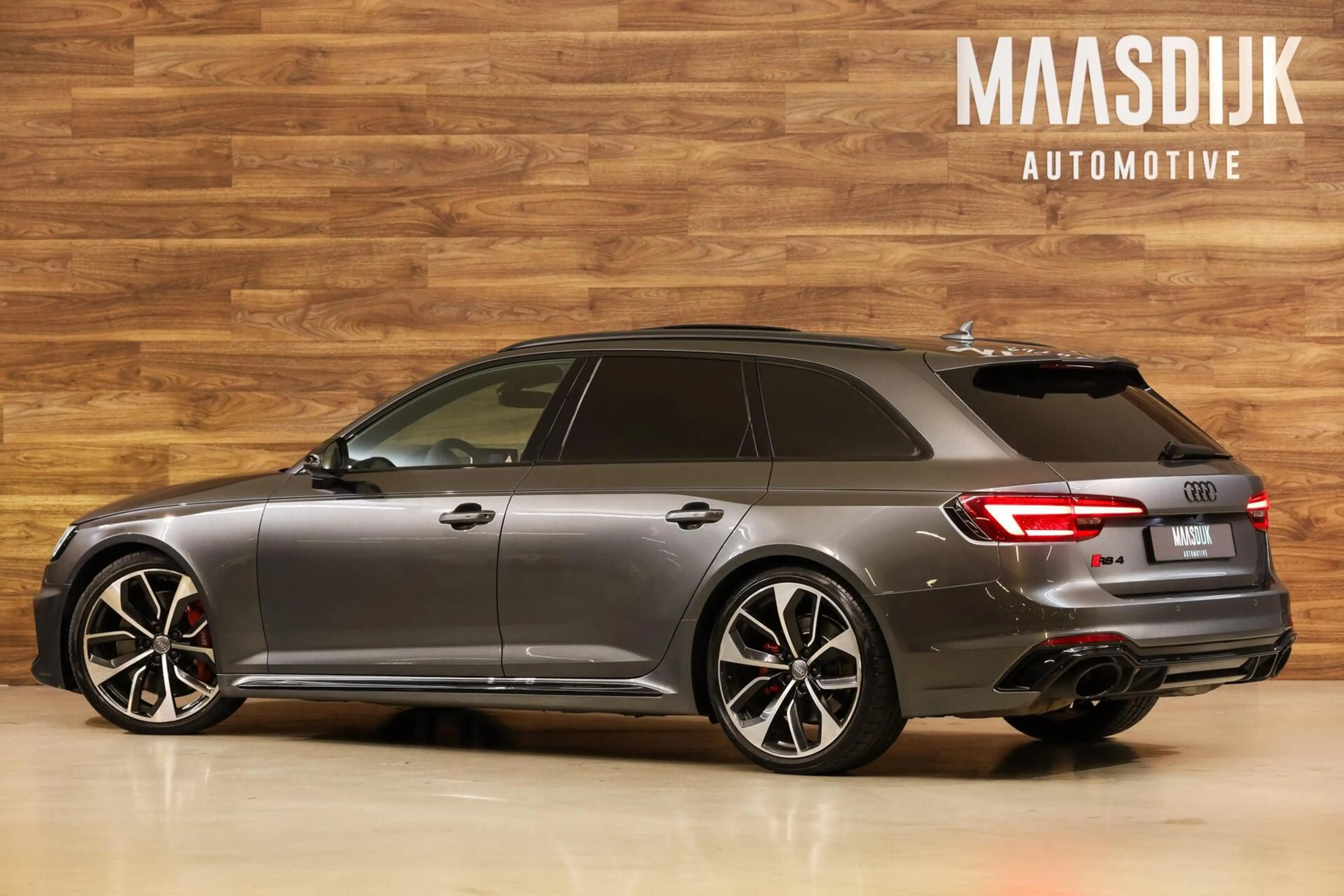 Audi RS4 Avant 2.9 TFSI Quattro|Pano|Dynamic|Massage|B&O| — photo 13