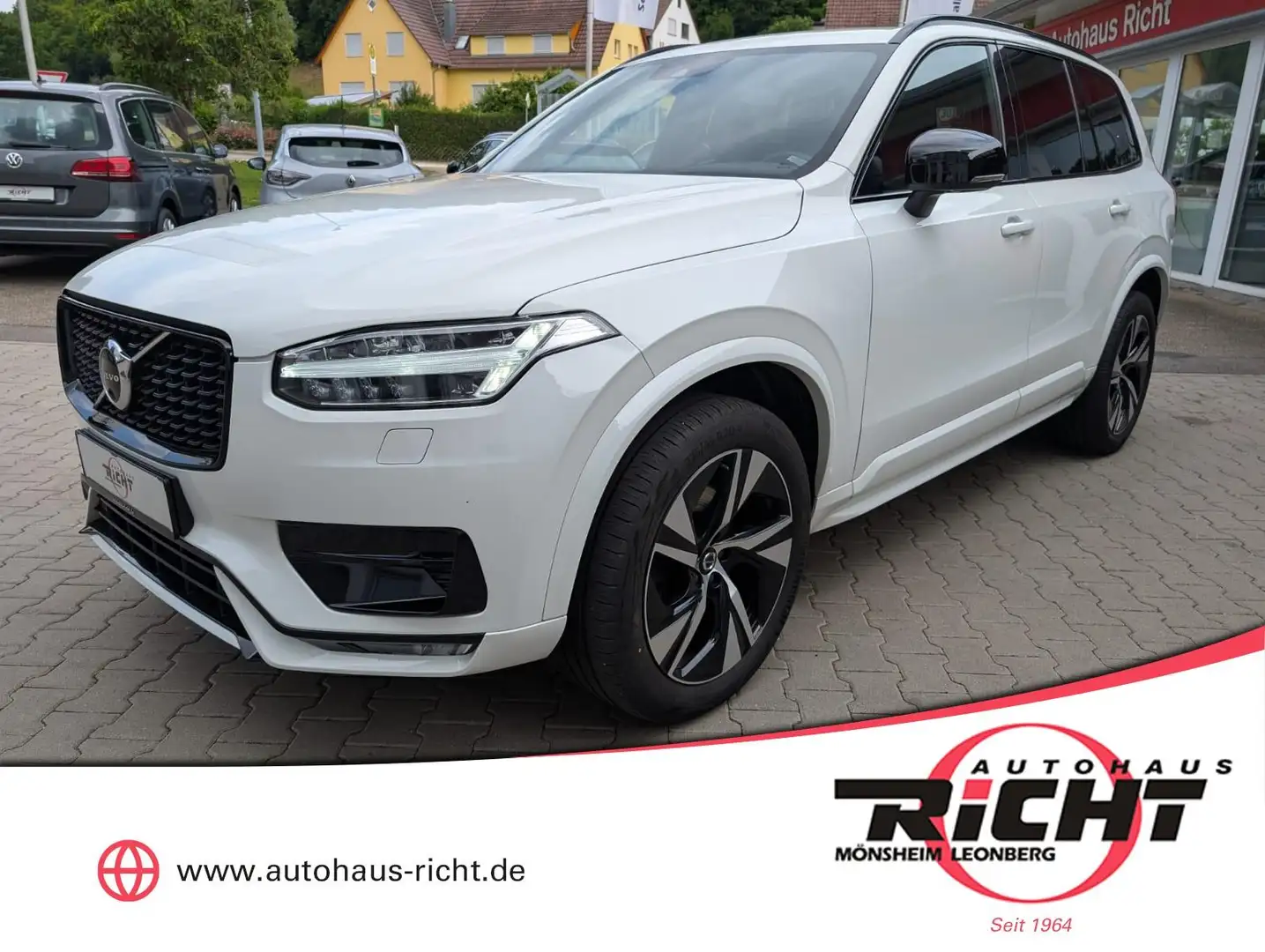Volvo XC90 B5 R-Design AHK 7-Sitzer 360° Navi LED Beyaz - 1