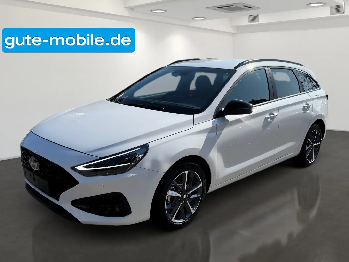 Hyundai i30 Kombi Advantage Automatik Plus-Paket Blanc - 1
