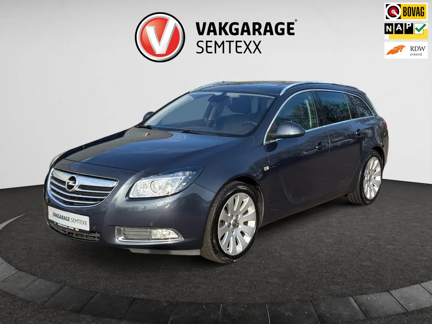 Opel Insignia Sports Tourer 2.0 T Cosmo 4x4 |Pano| Navi | Cruise Blau - 1