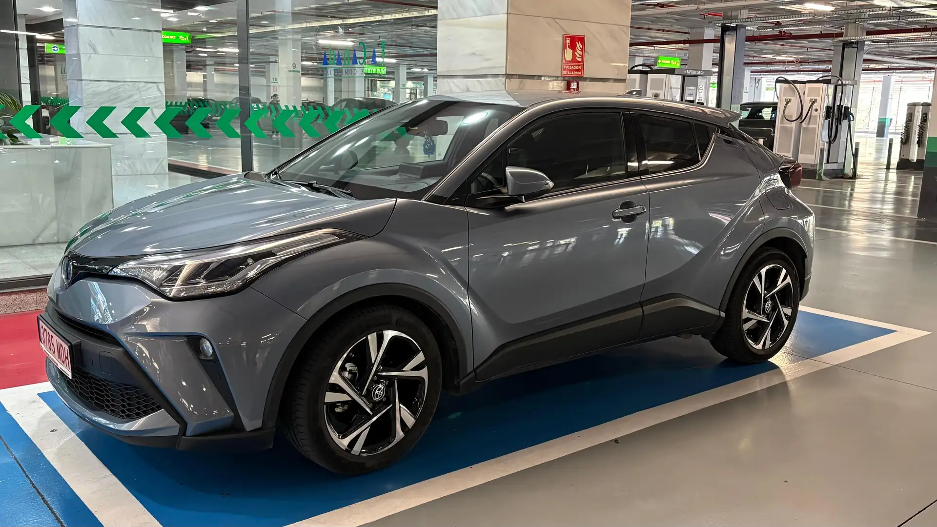 Toyota C-HR 180H Advance - 2