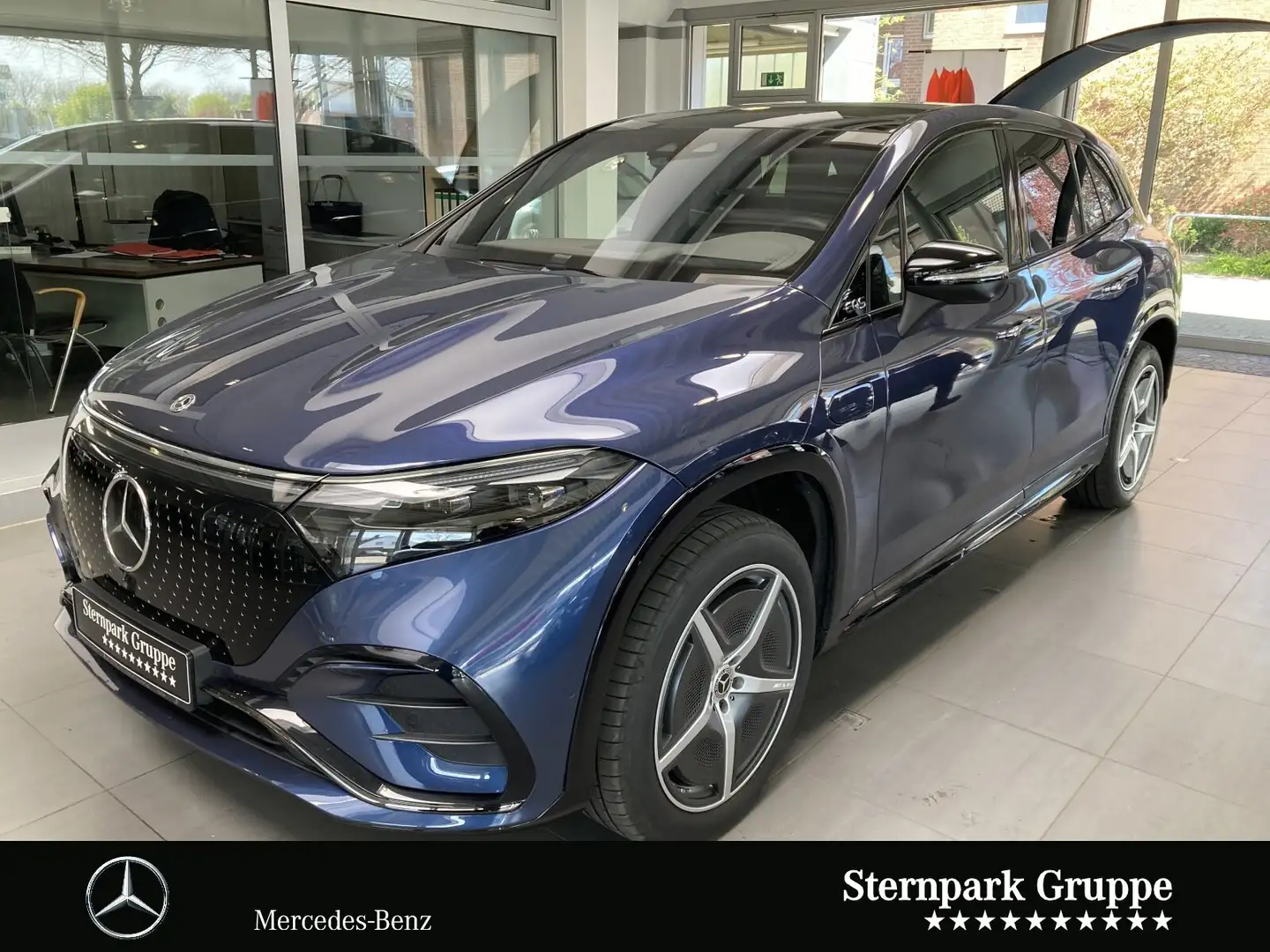 Mercedes-Benz EQS SUV EQS 450 4M SUV AMG Hyper+AHK+Pano+Night+Distr+TV Blau - 2