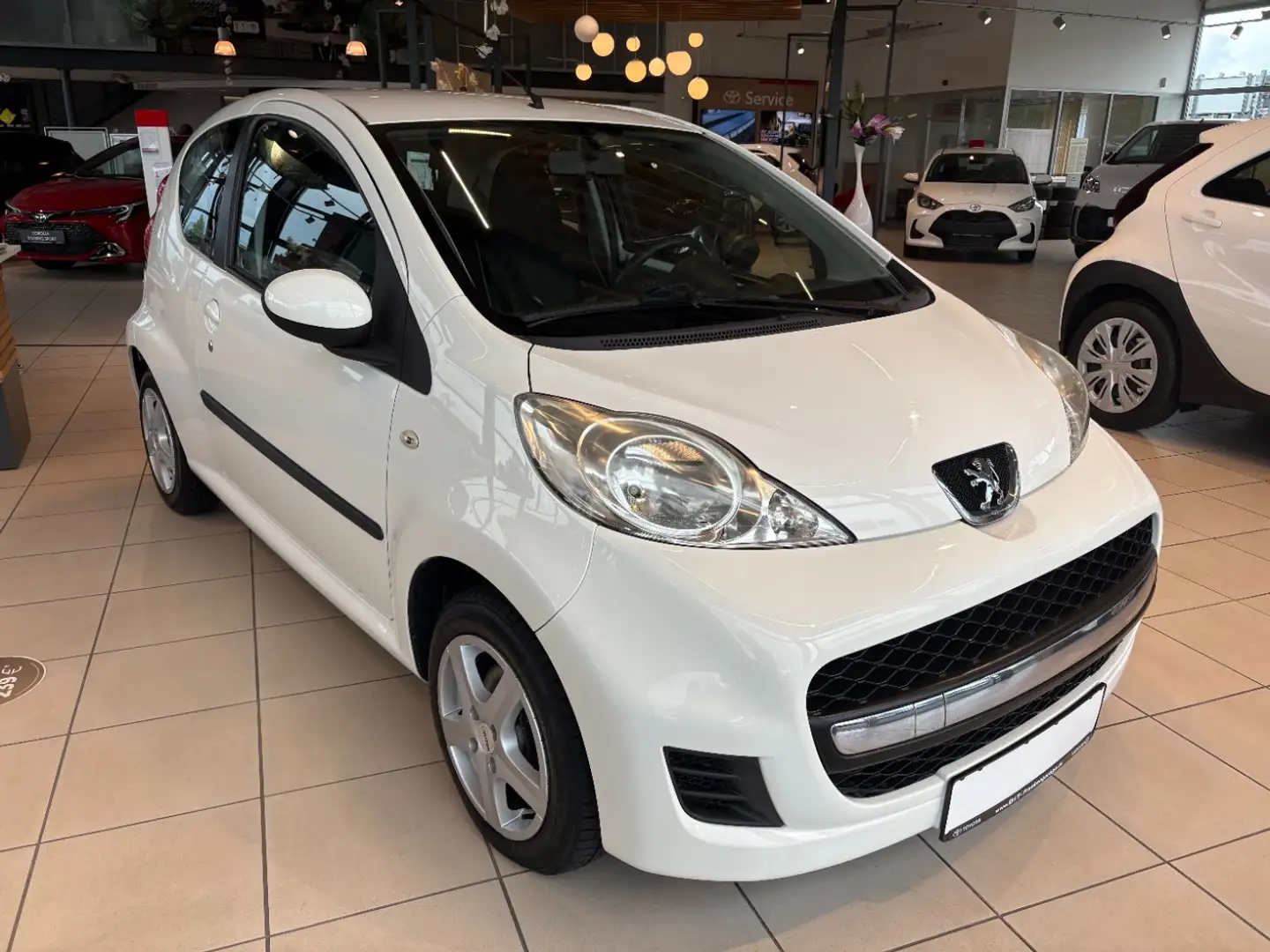 Peugeot 107 1.0 Filou Klima, Radio+CD, AUX Beyaz - 2