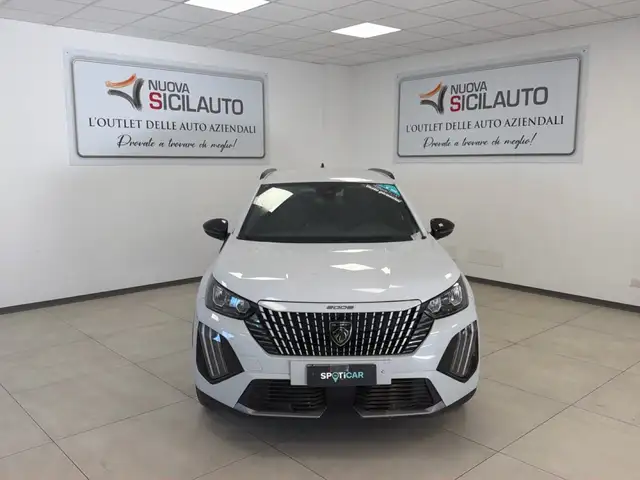 Peugeot 2008 II 2023 1.2 puretech Allure s&s 100cv
