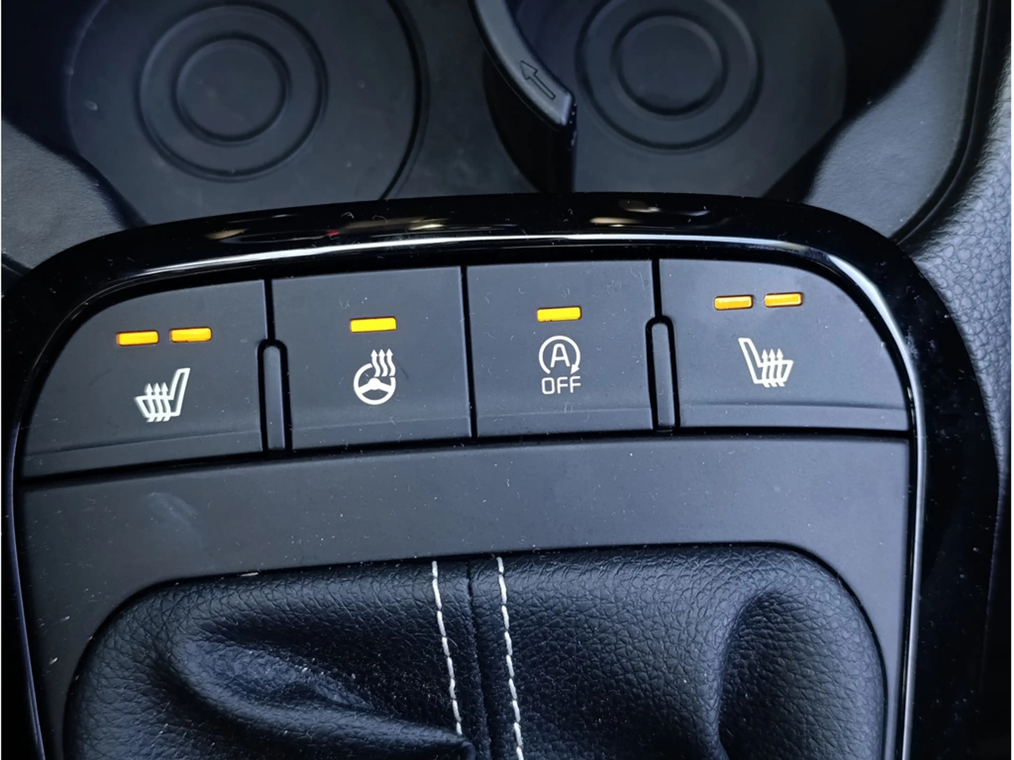 Kia Picanto Vision 1.0 MT — photo 14