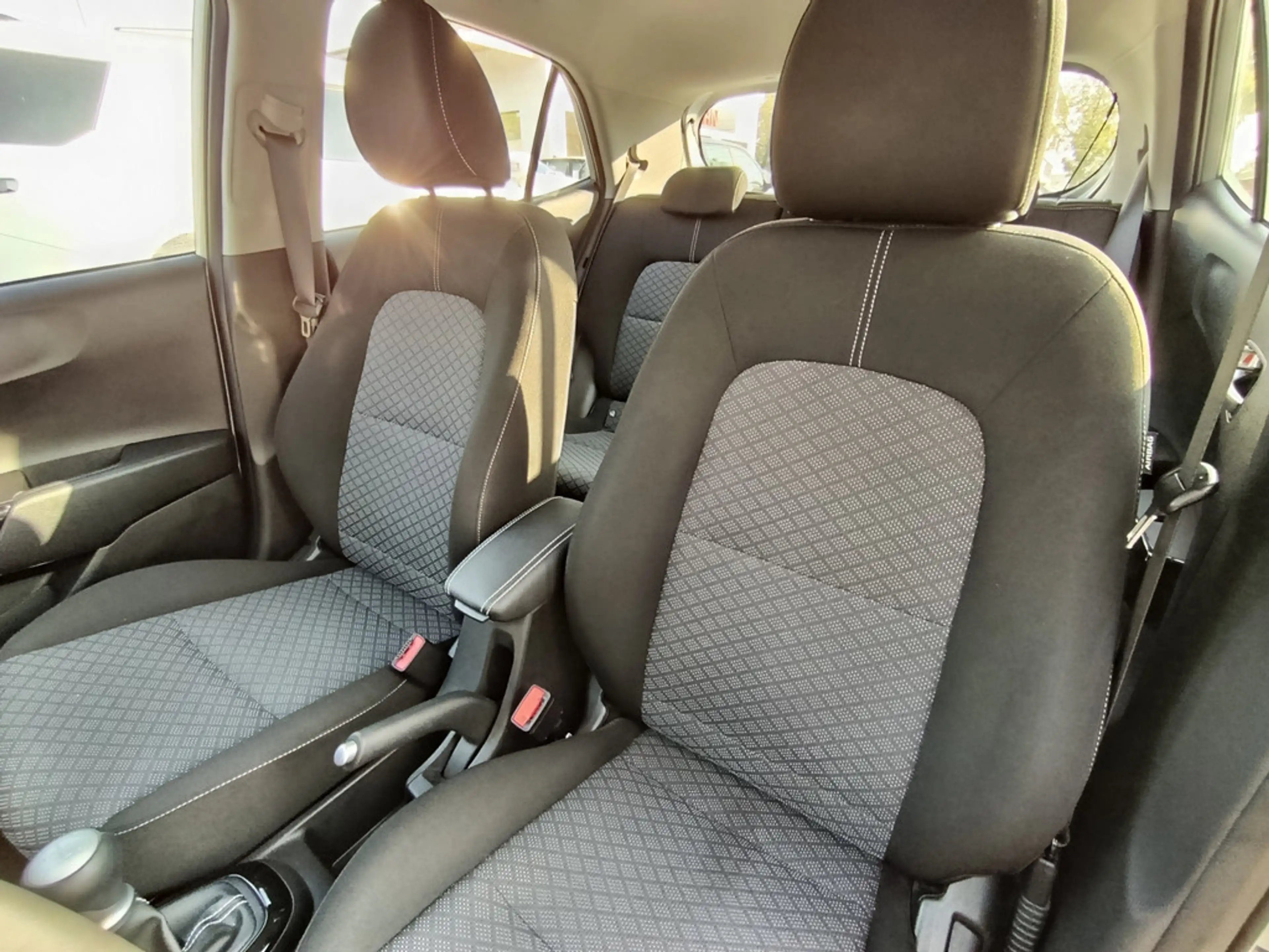 Kia Picanto Vision 1.0 MT — photo 7