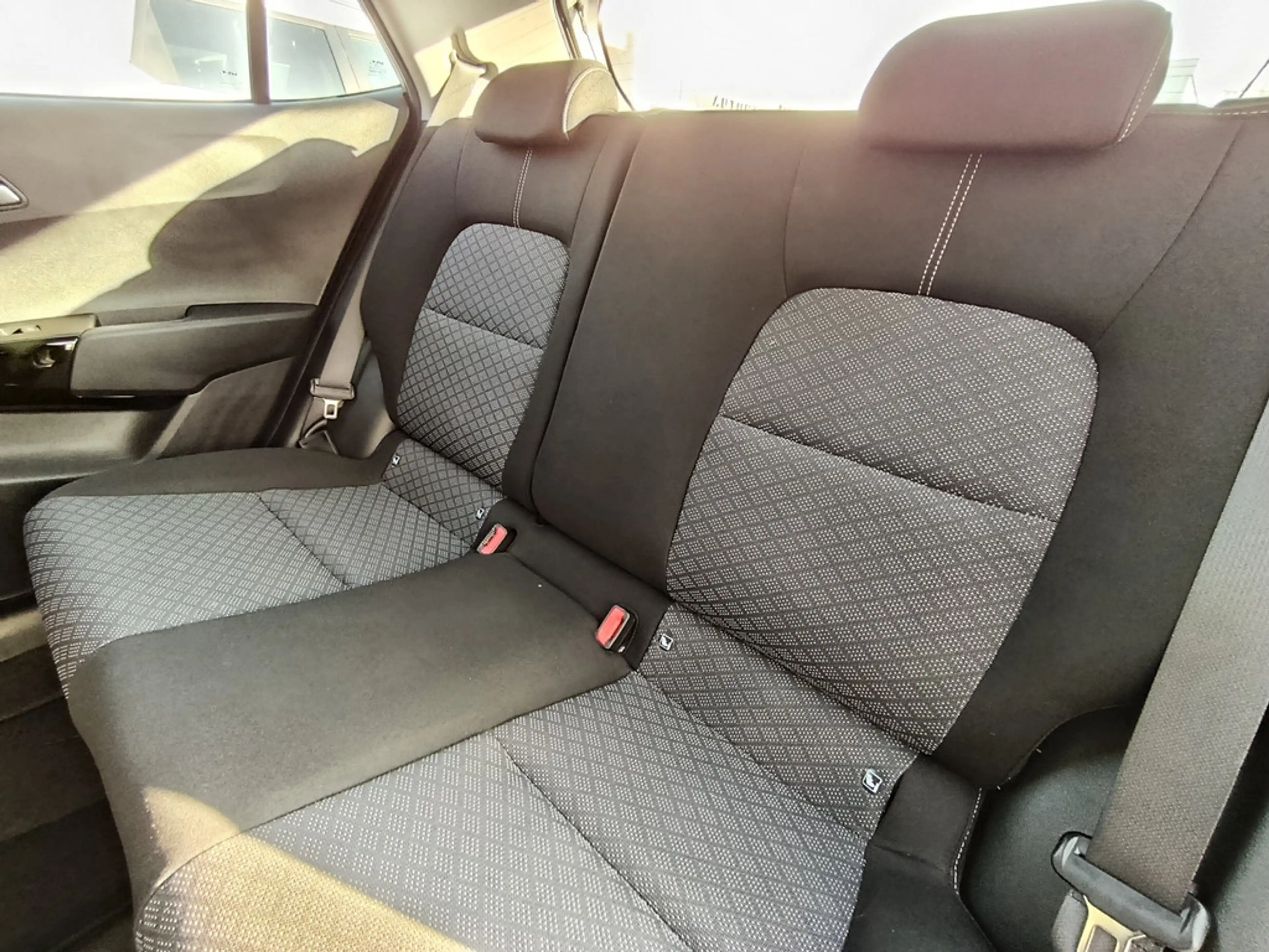 Kia Picanto Vision 1.0 MT — photo 8
