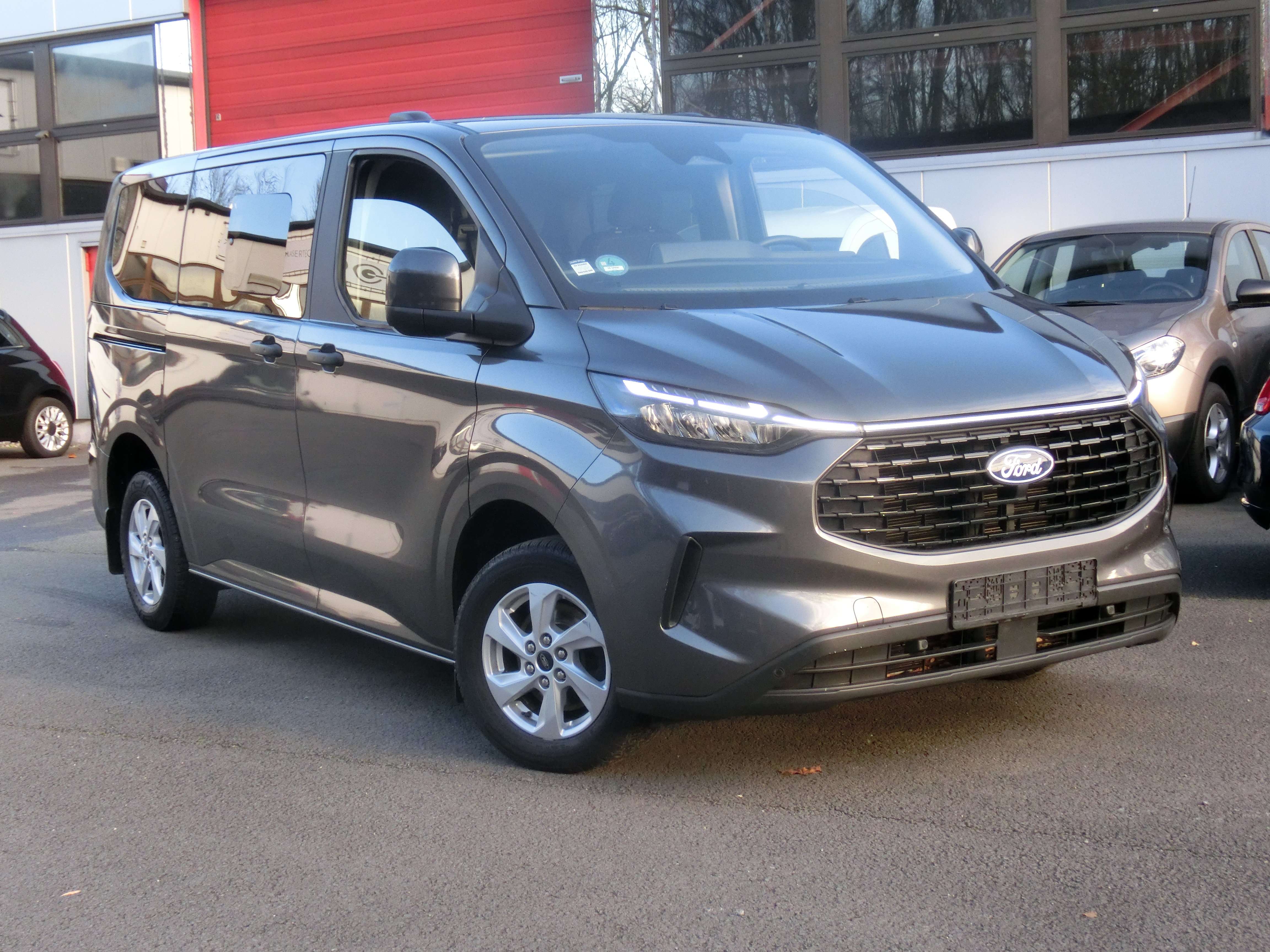 Second hand Ford Tourneo Custom 2.0
