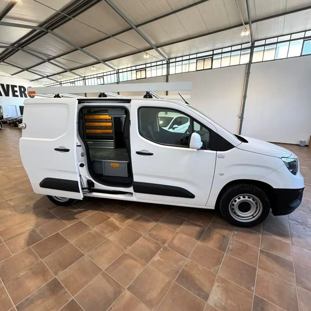Opel Combo 1.5dci 100cv ATTREZZATO Bianco - 2