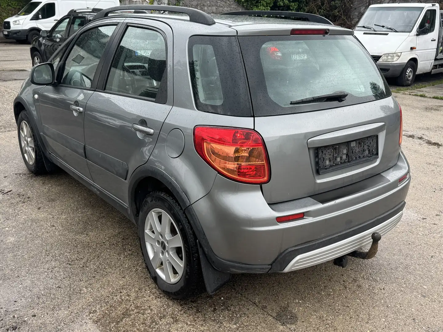 Suzuki SX4 1.9 DDiS DPF 4x4 Comfort - 2